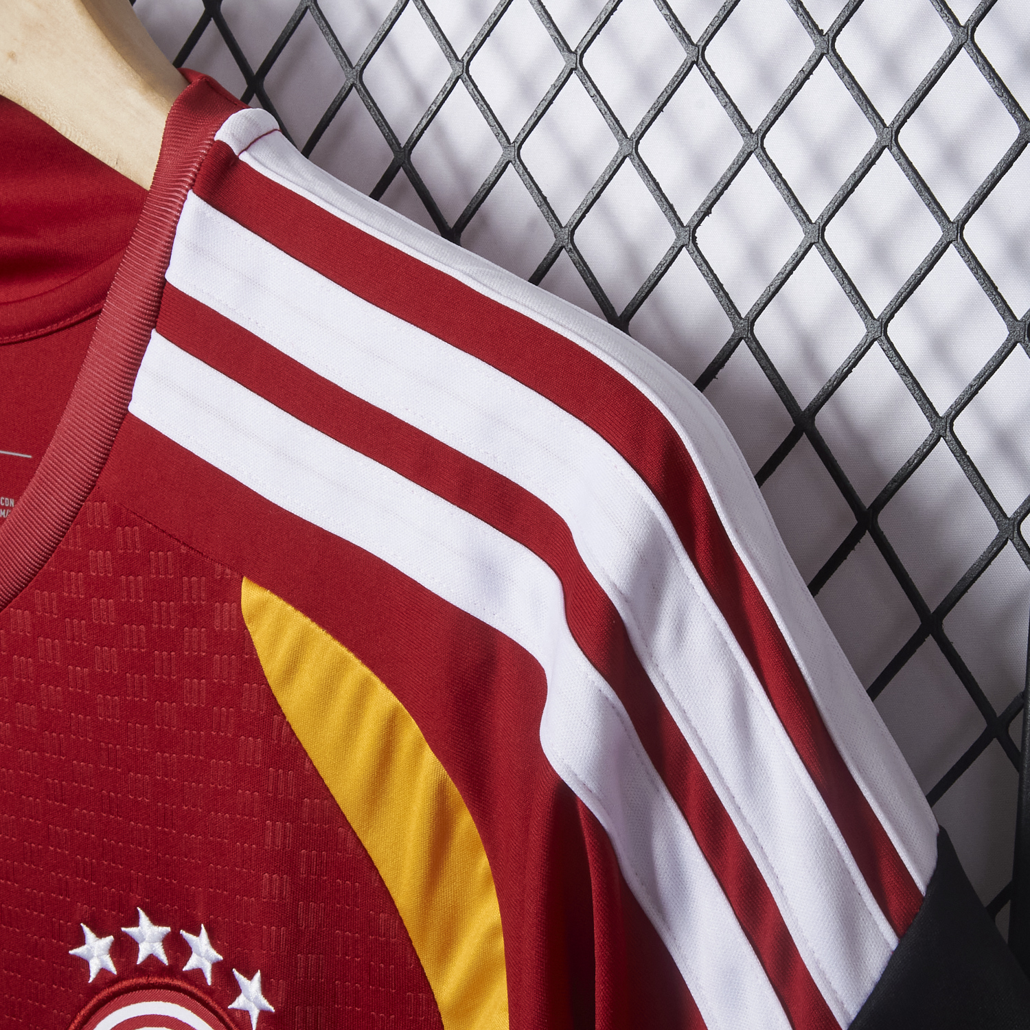 AlphaJersey-Germany 2026 Red Pre-Match Training Jersey - Fans Version