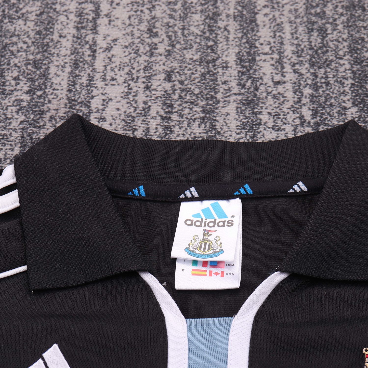 AlphaJersey-Retro Newcastle United 2000-01 Away Kids Kit