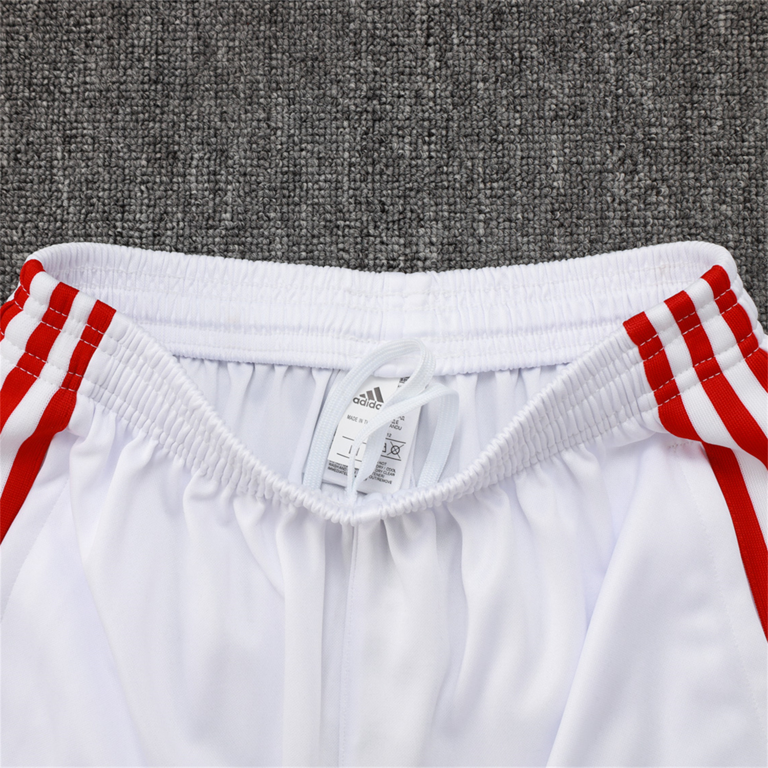 AlphaJersey-Bayern Munich 2025 125th Anniversary Vest Training Set - White Top and Shorts
