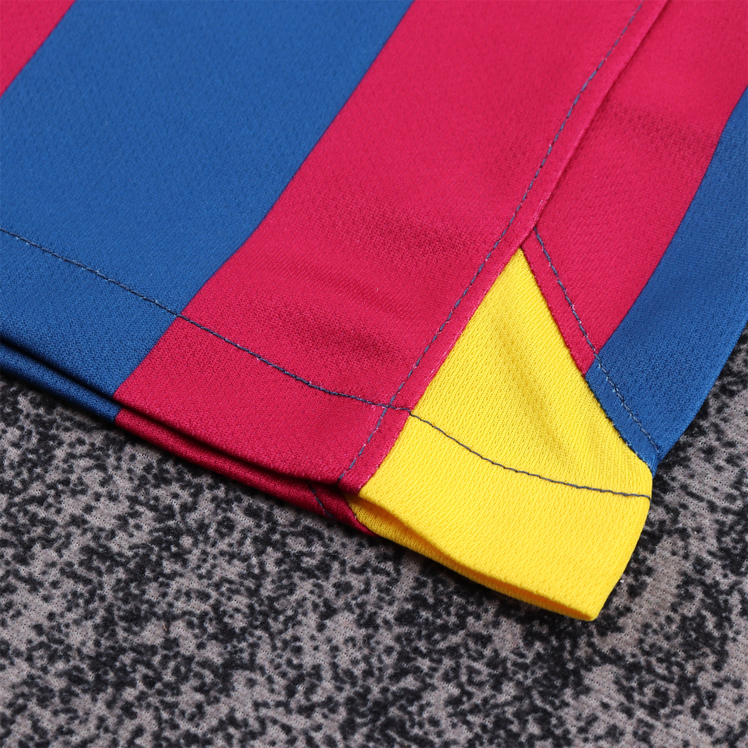 AlphaJersey-Retro Barcelona 2005-06 Home Long Sleeve Kids Kit