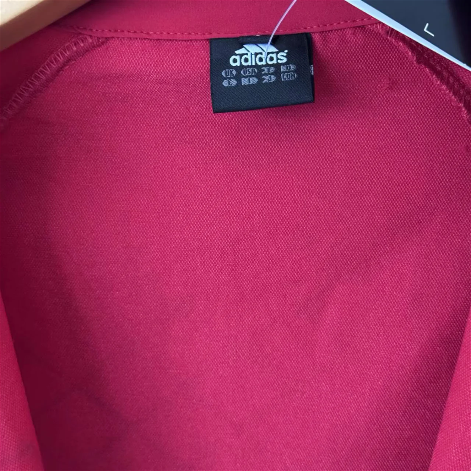 AlphaJersey-Spain 2026 Windbreaker Training Set - Red Top and Black Pants