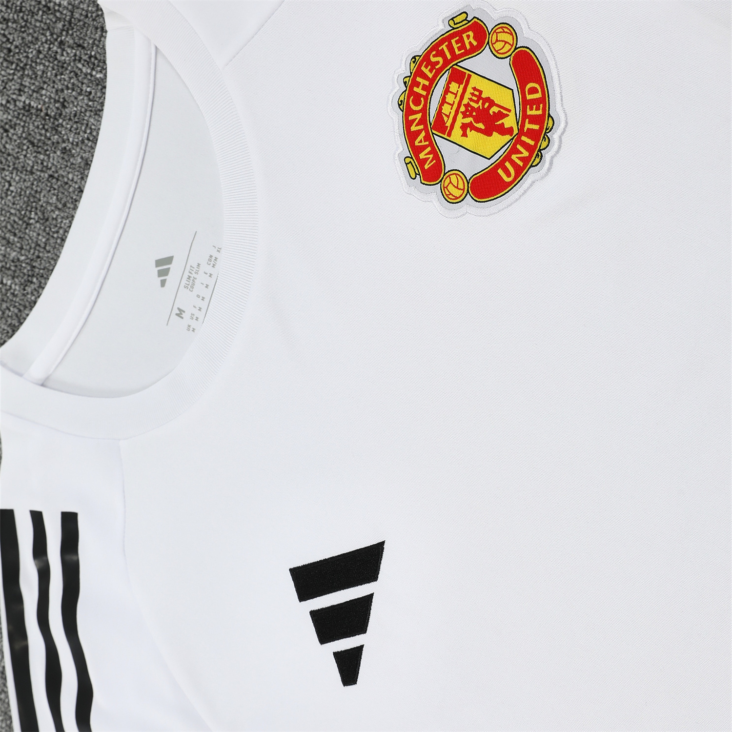 AlphaJersey-Manchester United 25-26 Short-Sleeve Training Set - Red Black Blocks White Top & Black Shorts