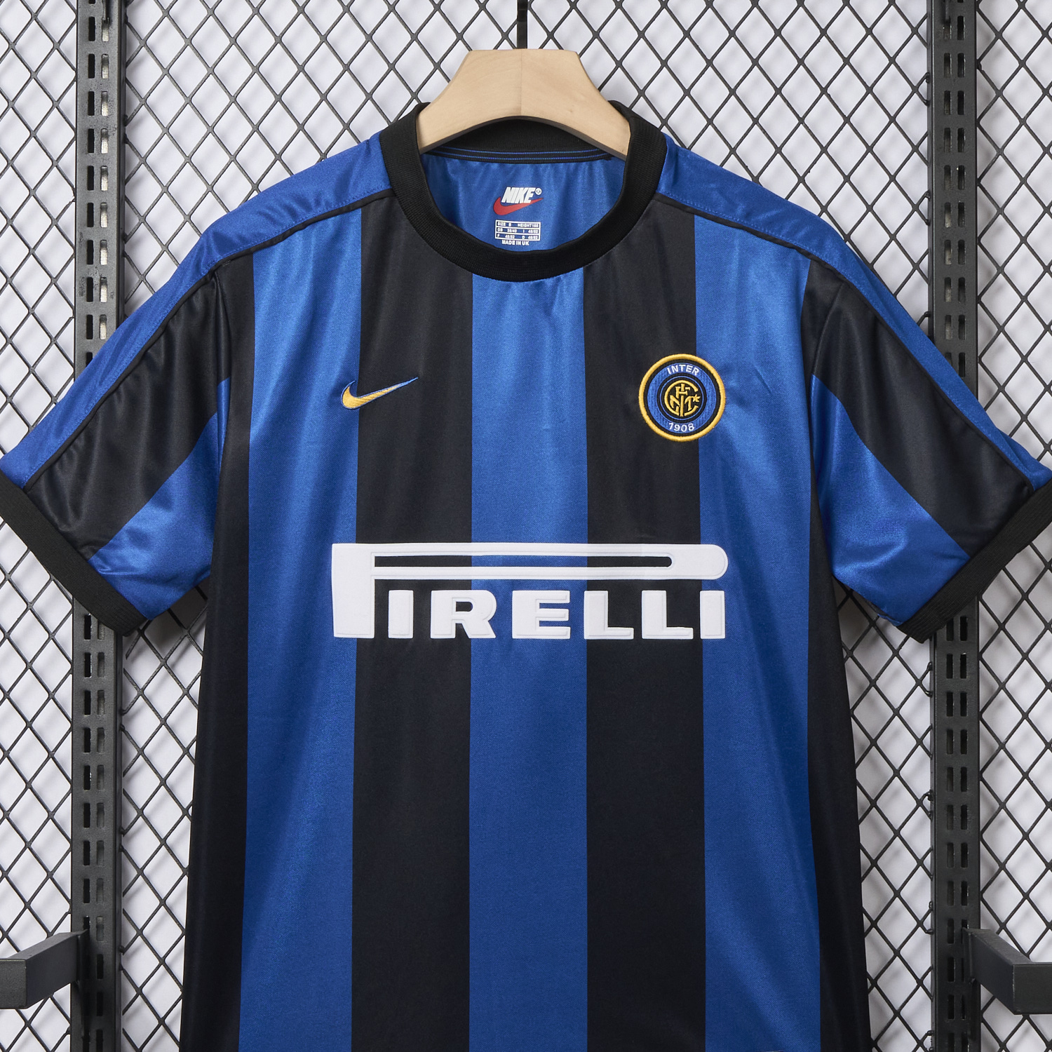 AlphaJersey-Retro Inter Milan 00-01 Home Jersey