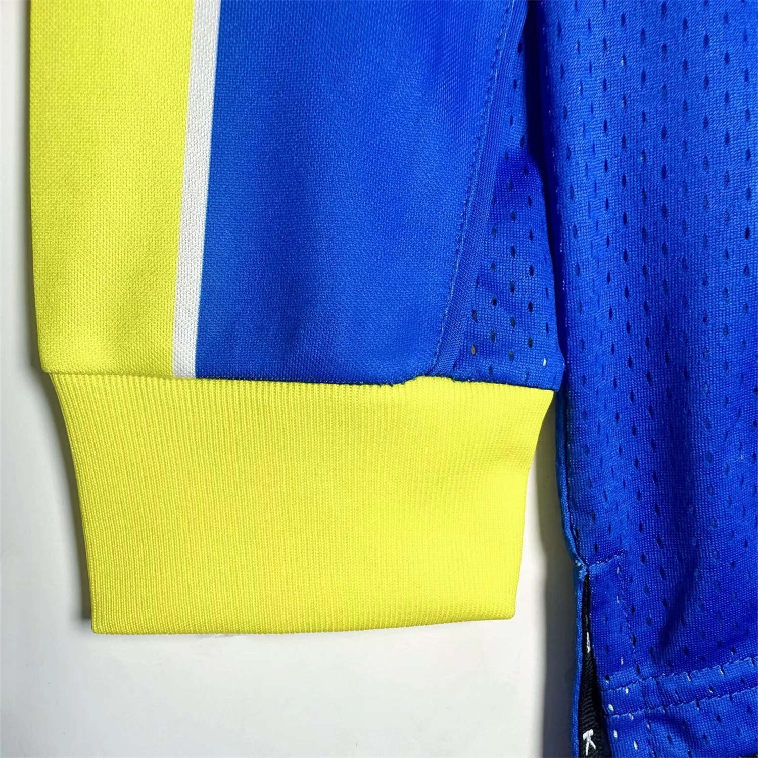 AlphaJersey-Retro Juventus 1997-99 Third Long Sleeves Jersey