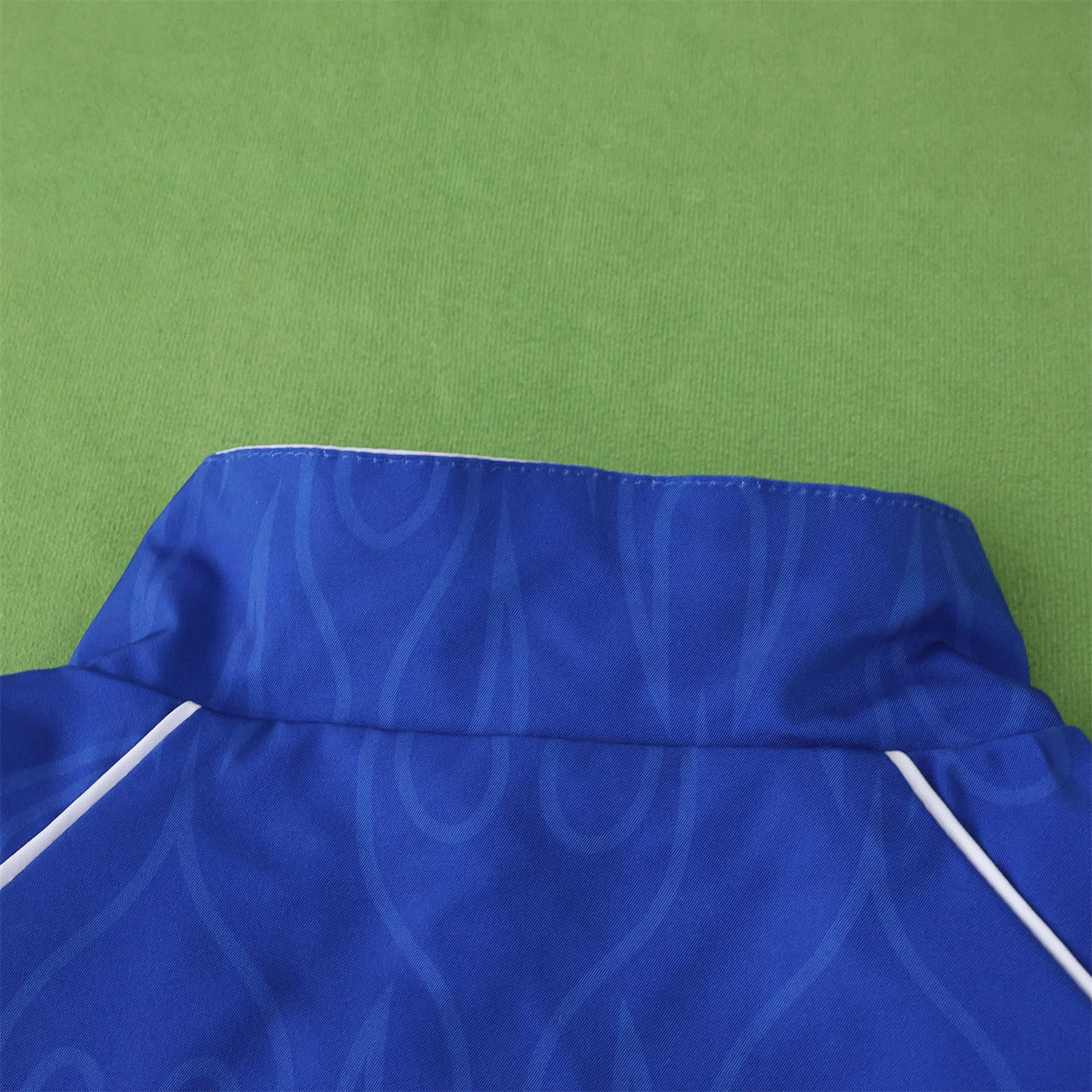AlphaJersey-Retro Japan 1998 Throwback Double Sided Reversible Windbreaker - White & Blue
