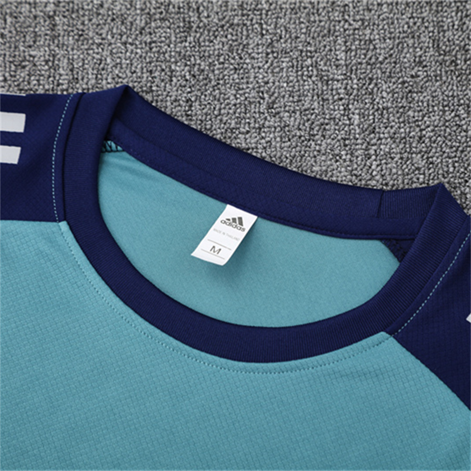 AlphaJersey-Arsenal 25-26 Kids Short-Sleeve Training Set - Green Top and Deep Blue Shorts