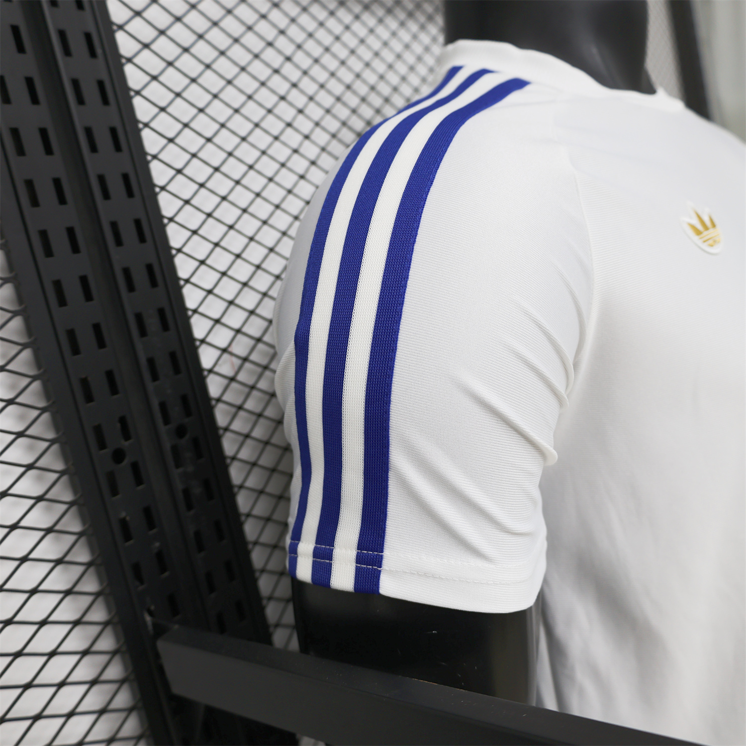 AlphaJersey-Leeds United 25-26 Icon Travel Special White Jersey - Player Version