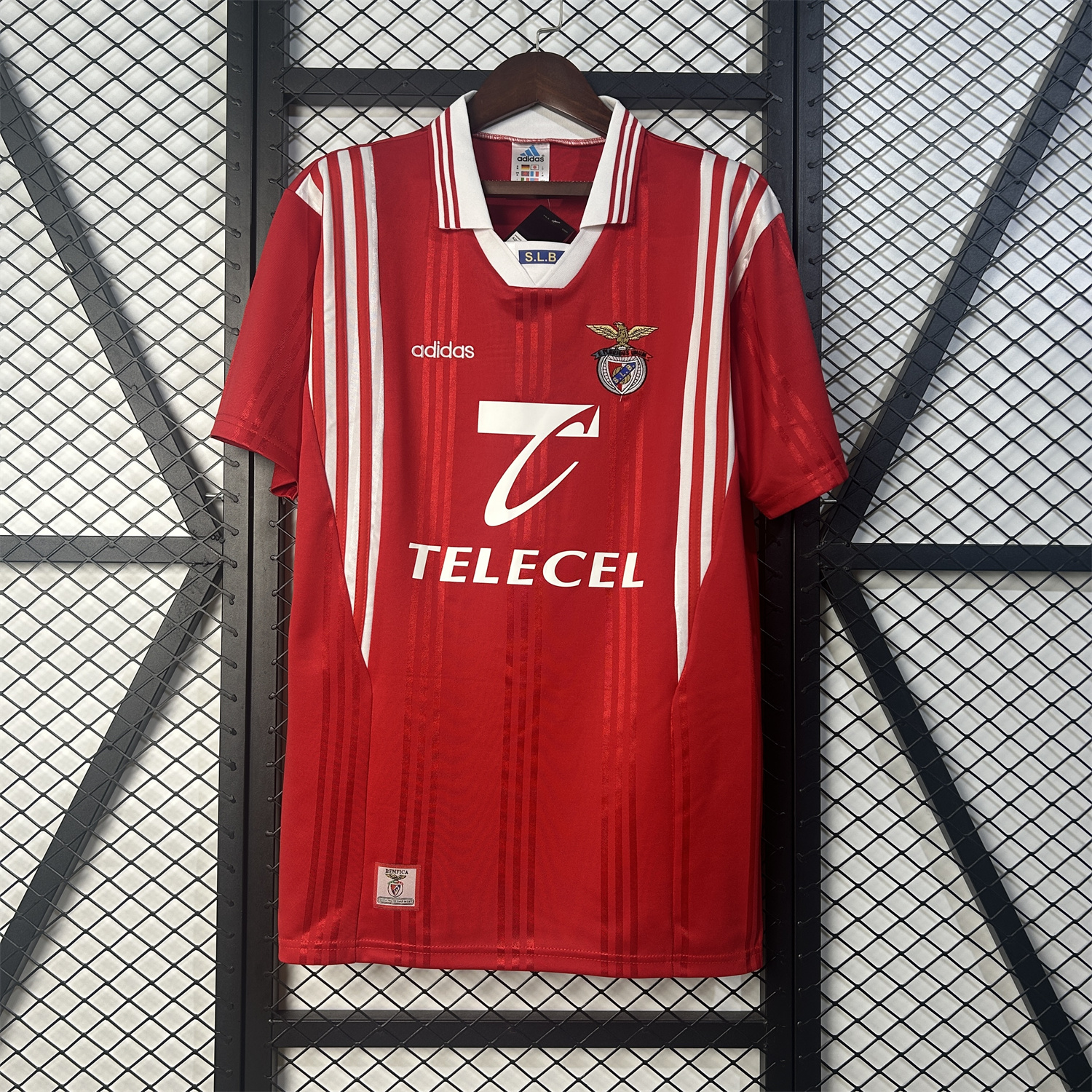 AlphaJersey-Retro Benfica 1997-98 Home Jersey