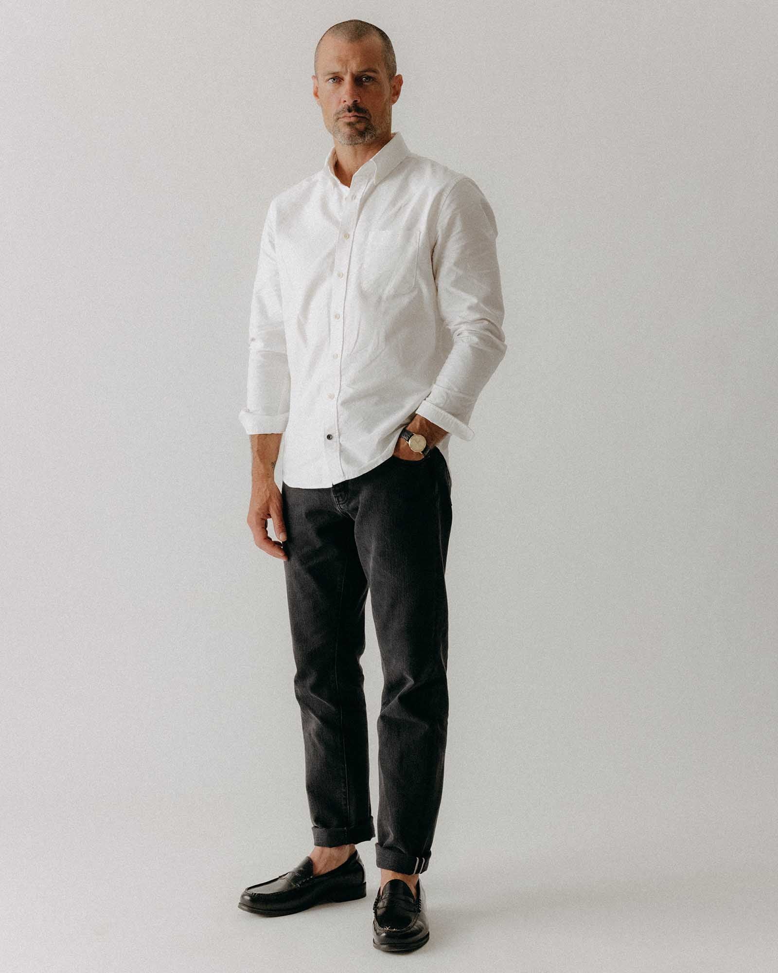 The Jack in White Everyday Oxford | Modern Menswear by yycbvcnbmmnbm