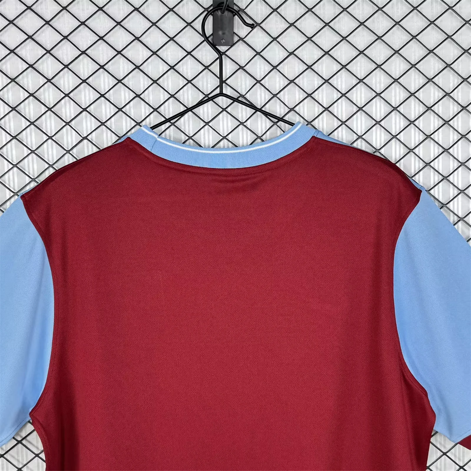 AlphaJersey-Retro Aston Villa 2009-10 Home Jersey