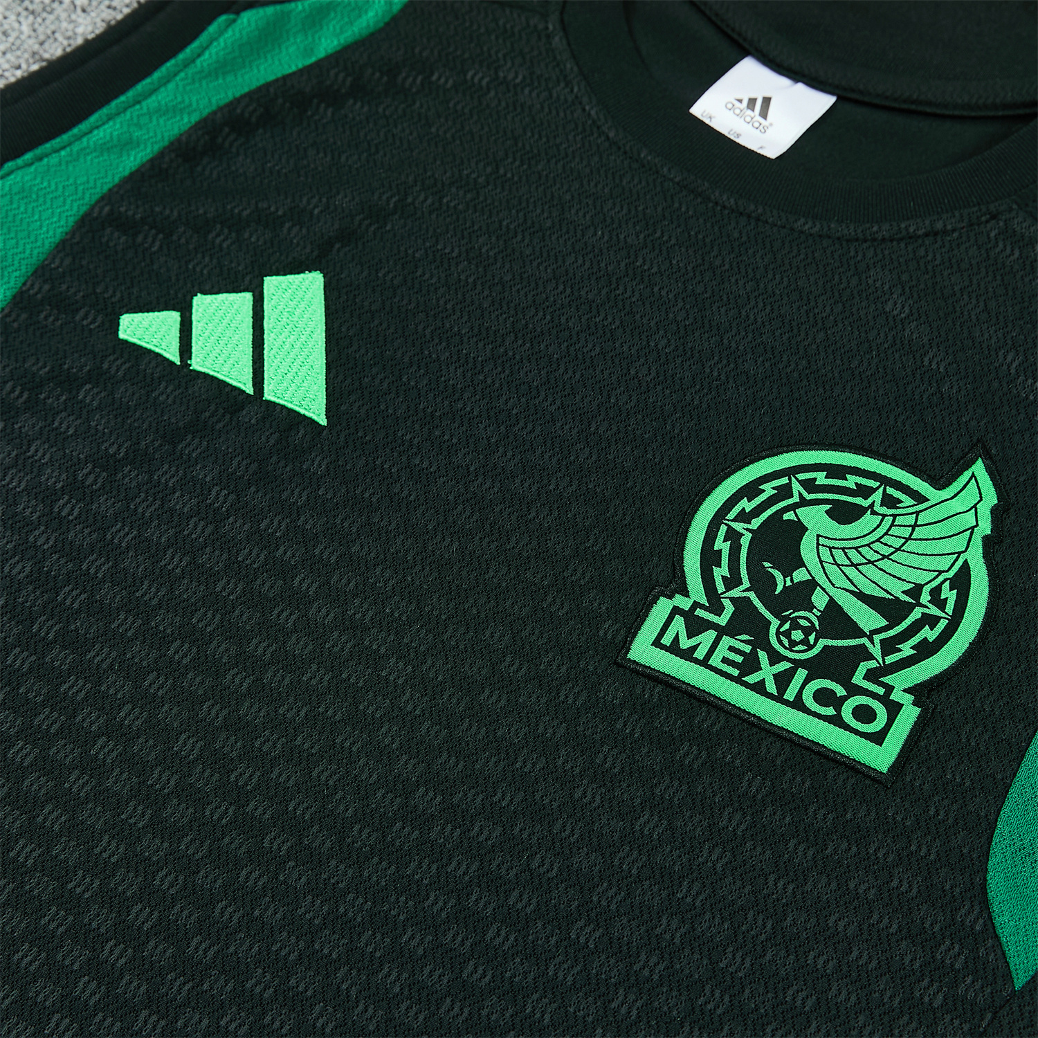 AlphaJersey-Mexico 2026 Vest Training Set - Black With Green Vest and Shorts