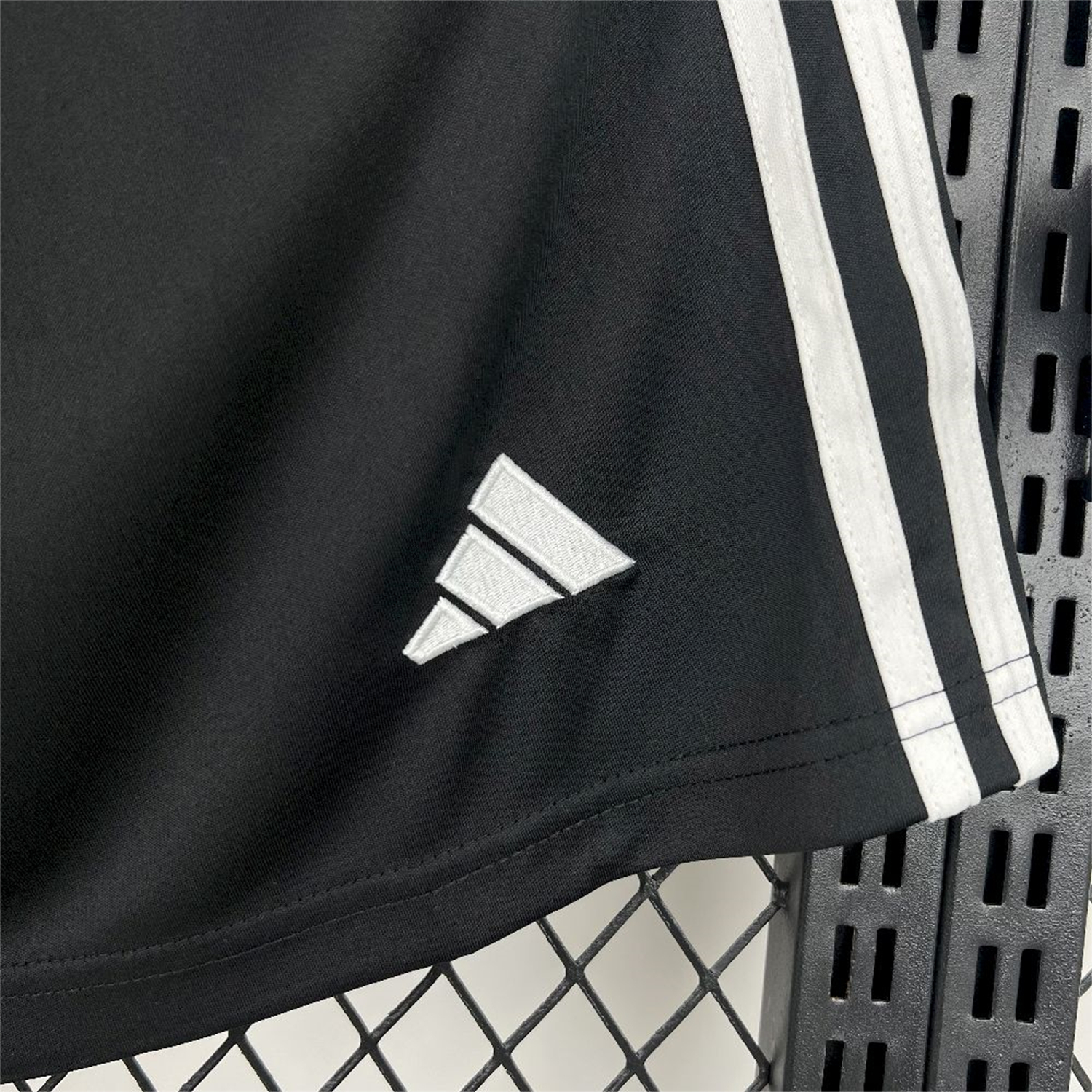 AlphaJersey-Manchester United 25-26 Home Black Shorts - Fans Version
