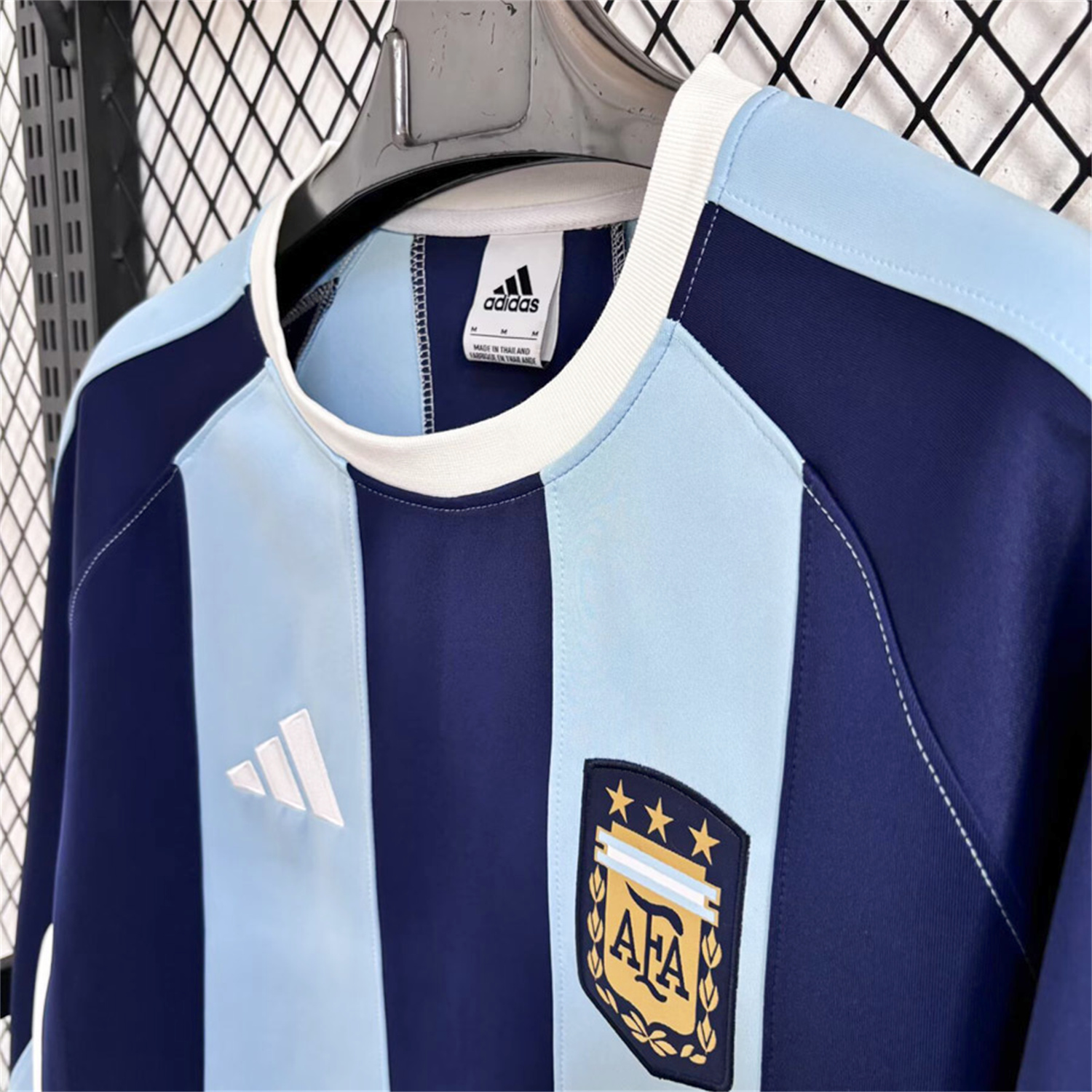 AlphaJersey-Argentina 25-26 Retro Style Unisex Pullover Hoodie