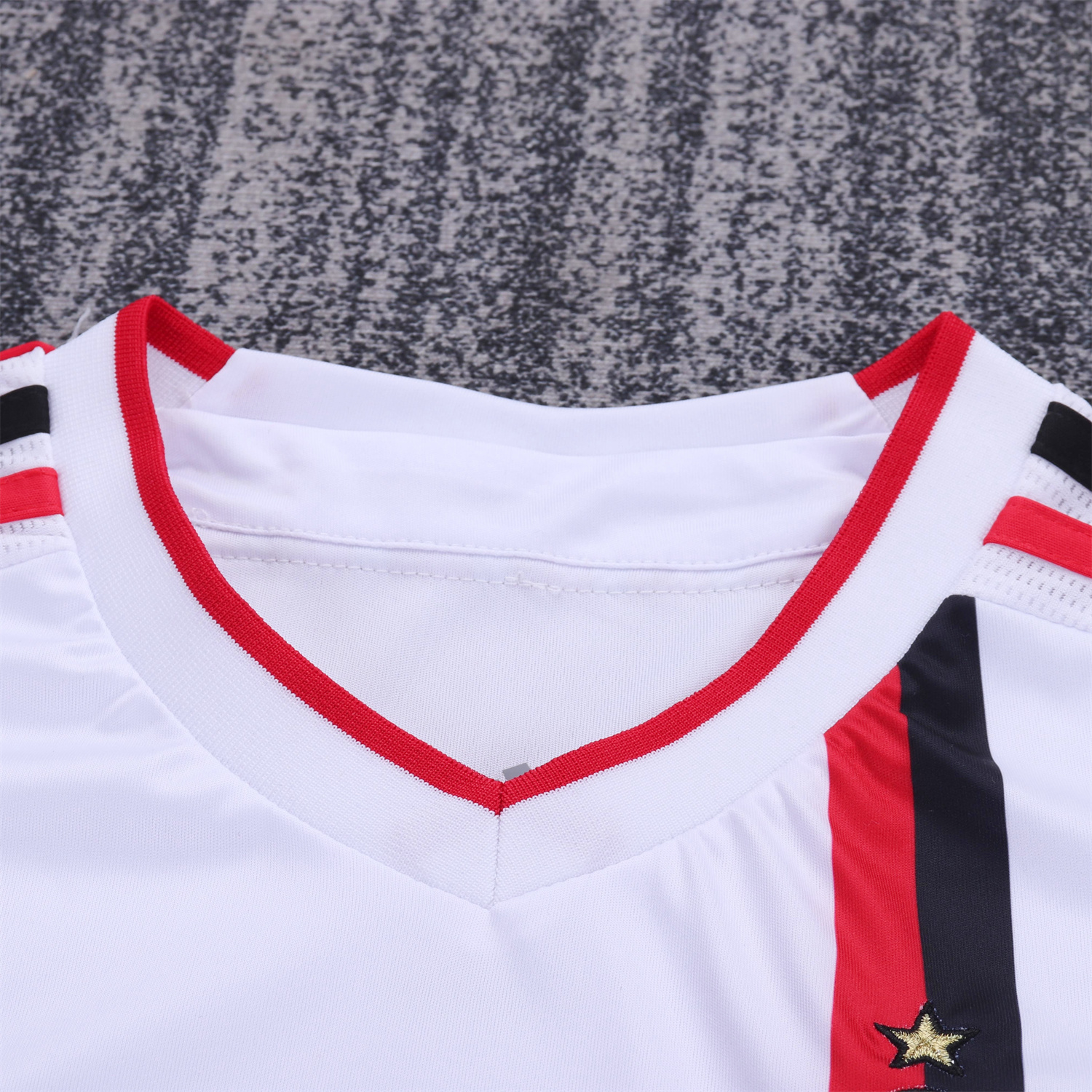 AlphaJersey-Retro AC Milan 2011-12 Away Kids Kit