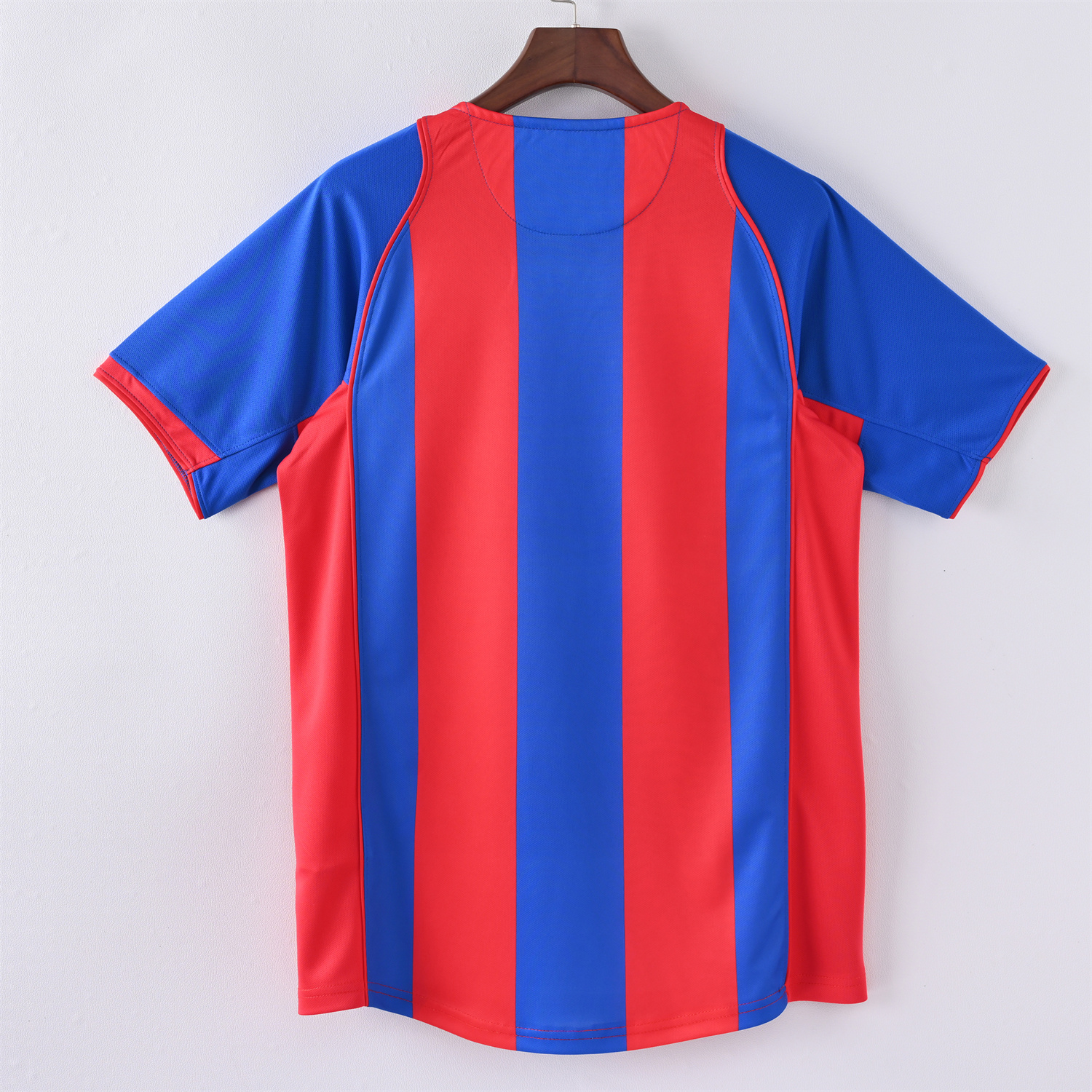 AlphaJersey-Retro Barcelona 04-05 Home Jersey