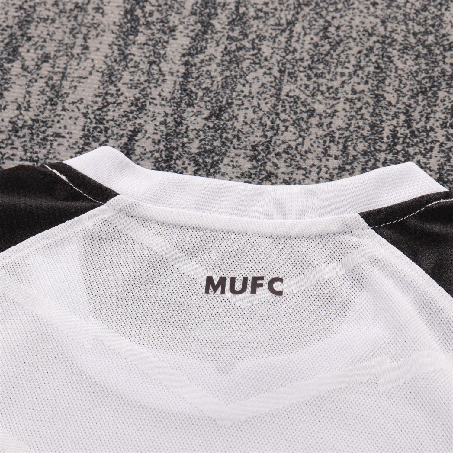 AlphaJersey-Retro Manchester United 2010-11 Away Kids Kit - Champions League Version