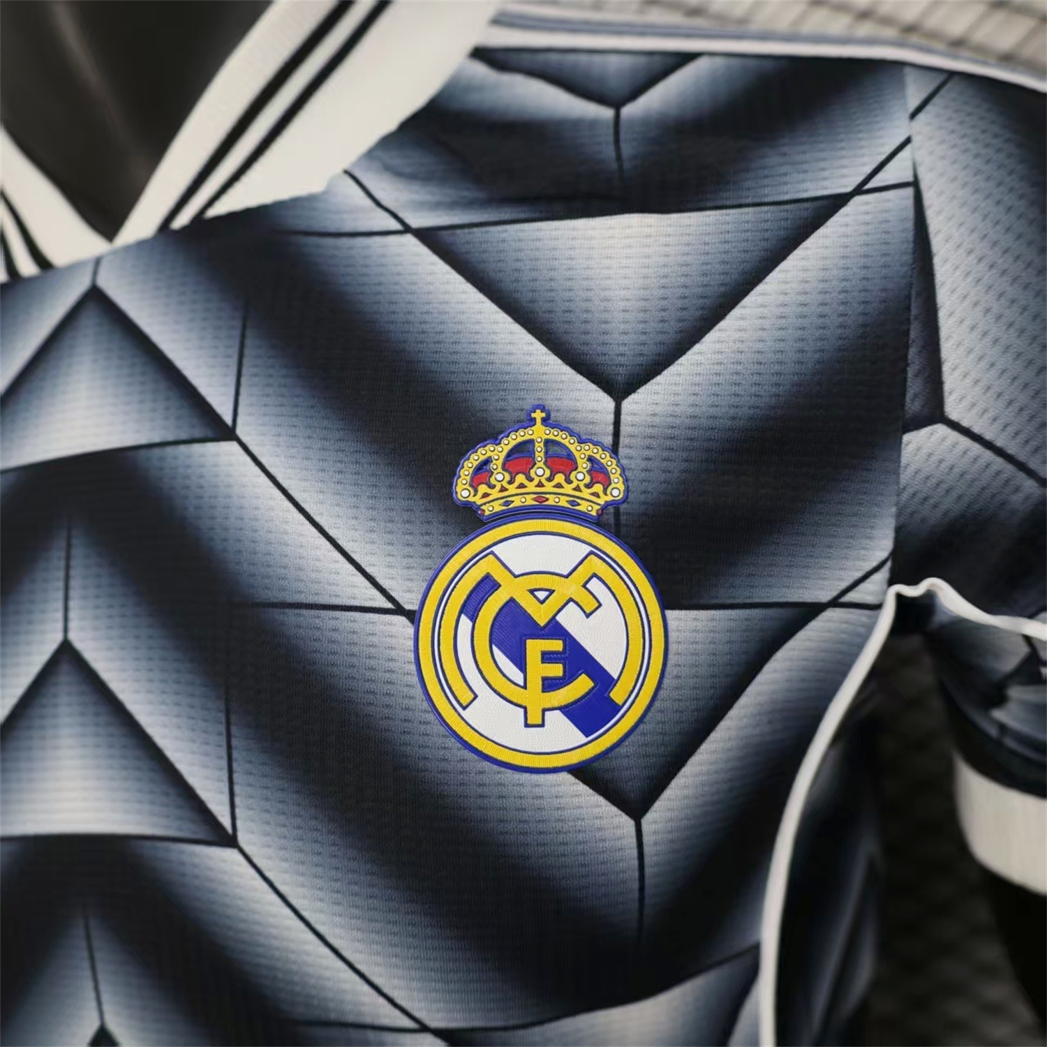 AlphaJersey-Real Madrid 25-26 Refracted Black Light White Special Jersey - Player Version