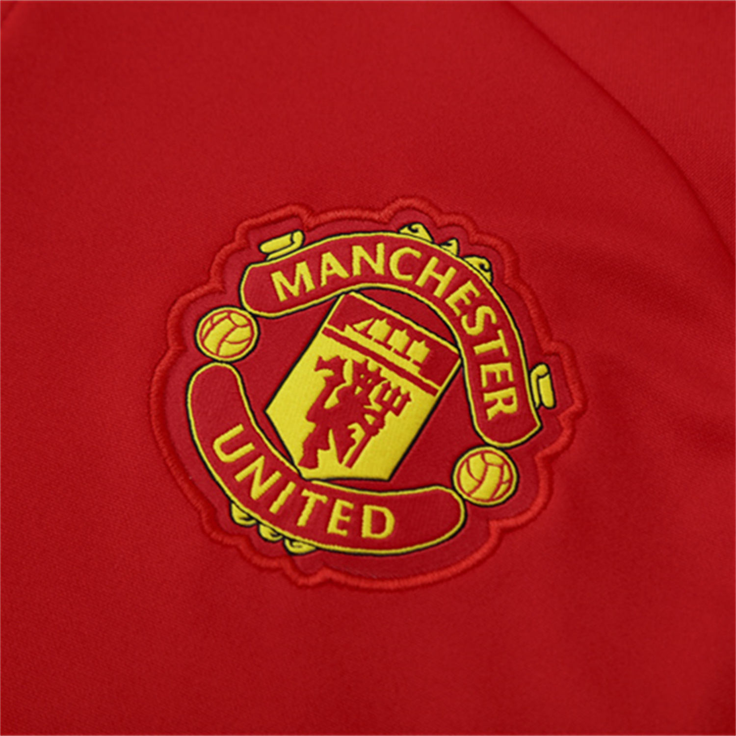 AlphaJersey-Manchester United 25-26 Long Sleeves Training Set - Red Top & Black Pants