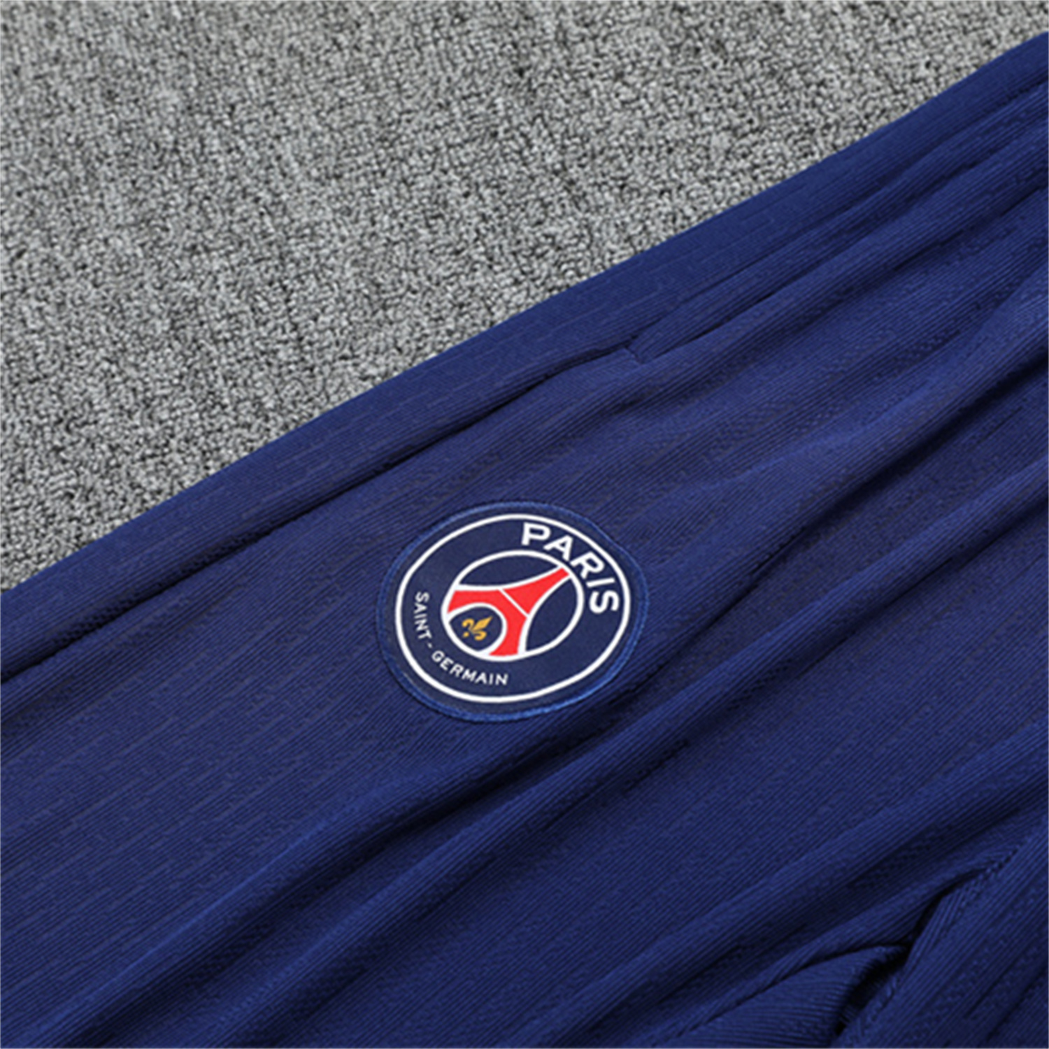 AlphaJersey-Paris Saint-Germain PSG 25-26 Kid Long Sleeves Training Set - Royal Blue Gray Sleeves Top & Royal Blue Pants