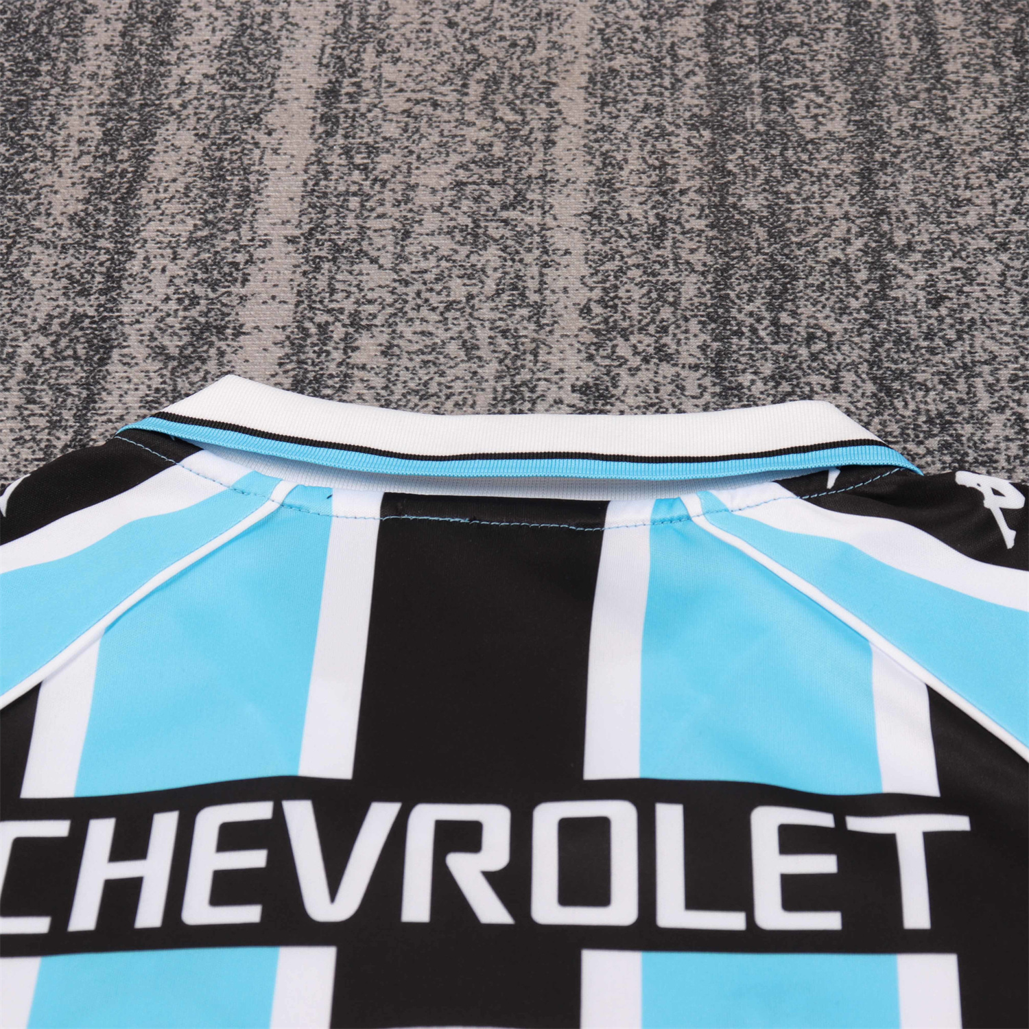 AlphaJersey-Retro Gremio 2000 Home Kids Kit