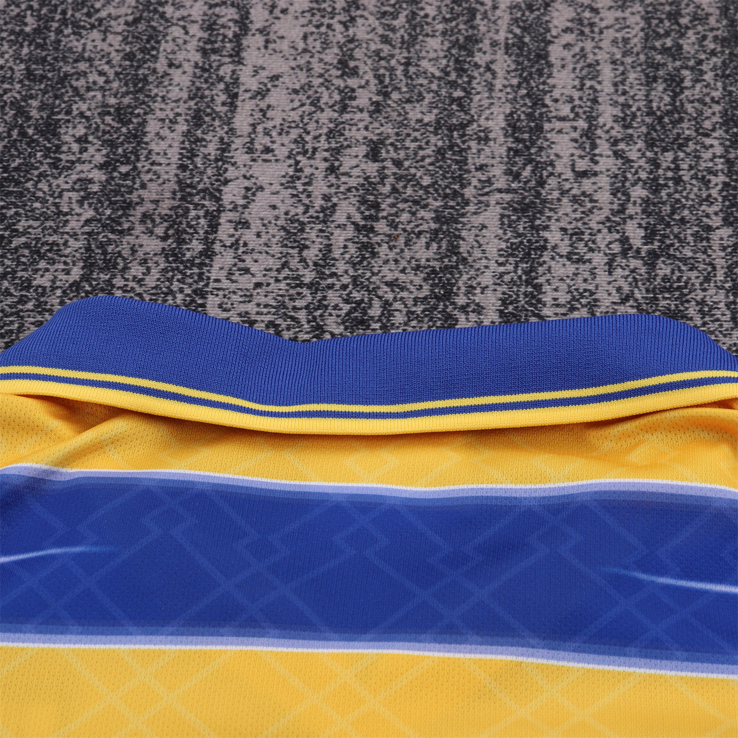AlphaJersey-Retro Parma 1998-99 Home Kids Kit