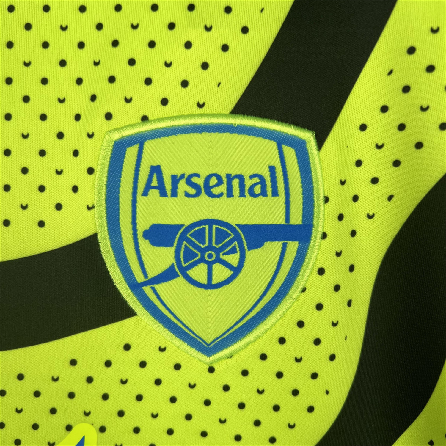 AlphaJersey-Retro Arsenal 2023-24 Away Jersey