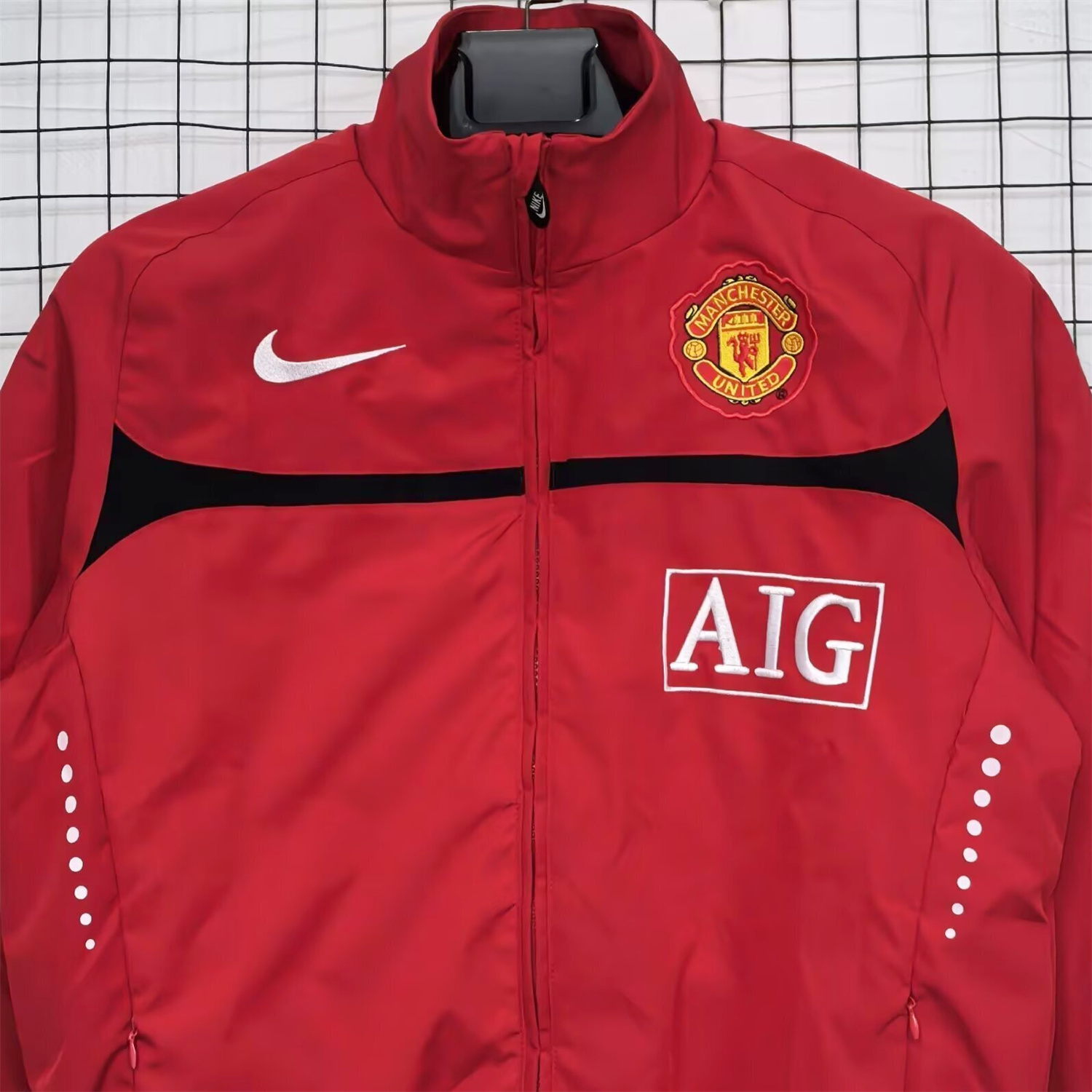 AlphaJersey-Retro Manchester United 2010-11 Red Windbreaker Jacket