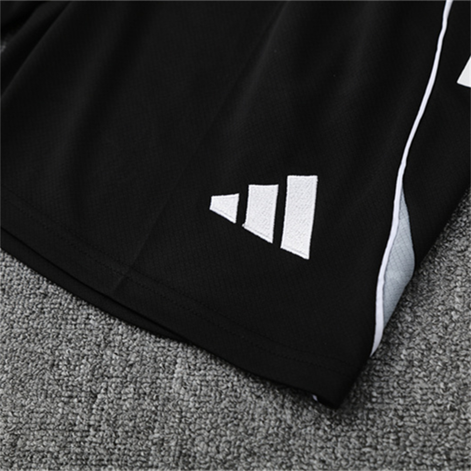 AlphaJersey-INT M.A.M 25-26 Kids Short-Sleeve Training Set - Black Top and Shorts