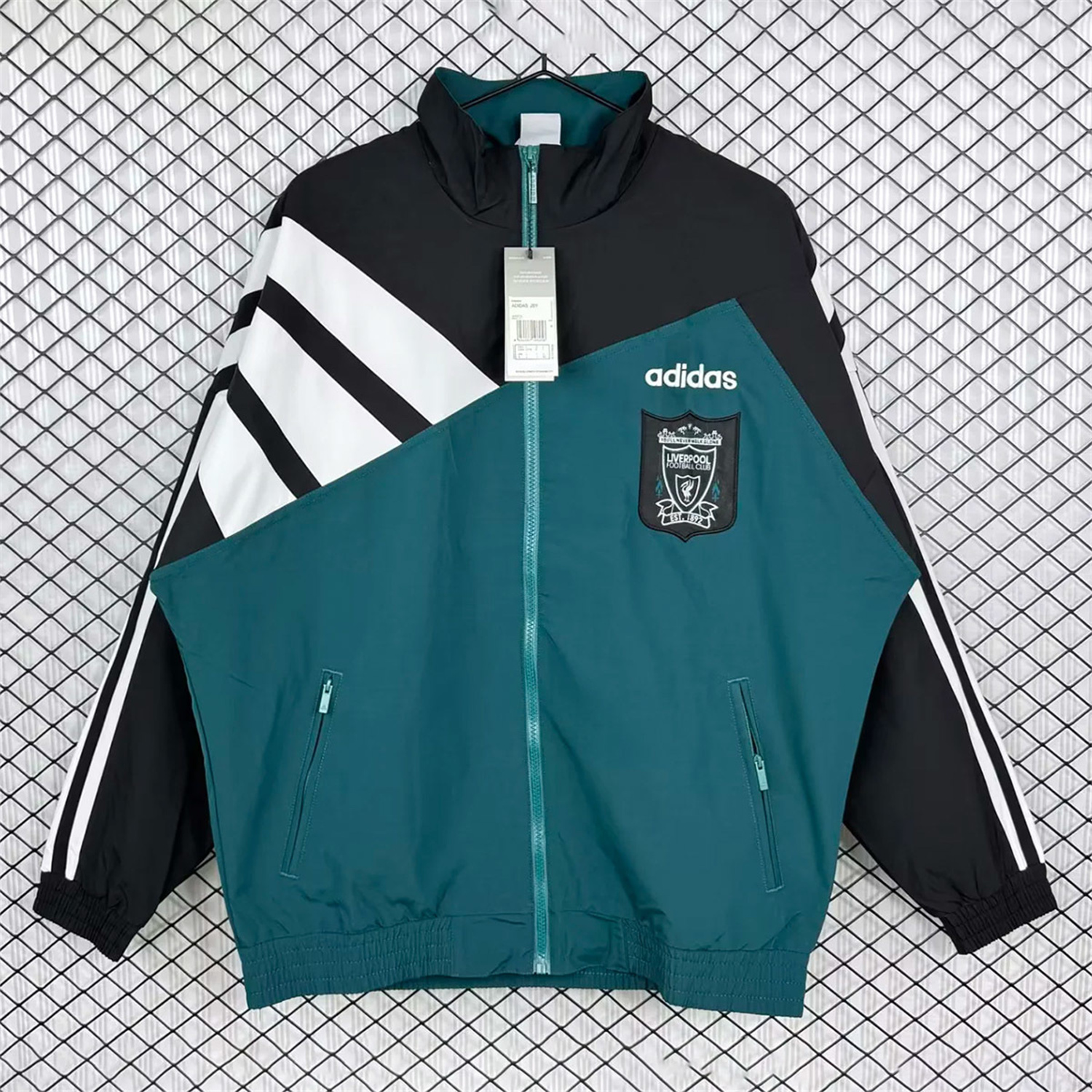 AlphaJersey-Retro Liver.pool 1995-96 Green And Black Windbreaker
