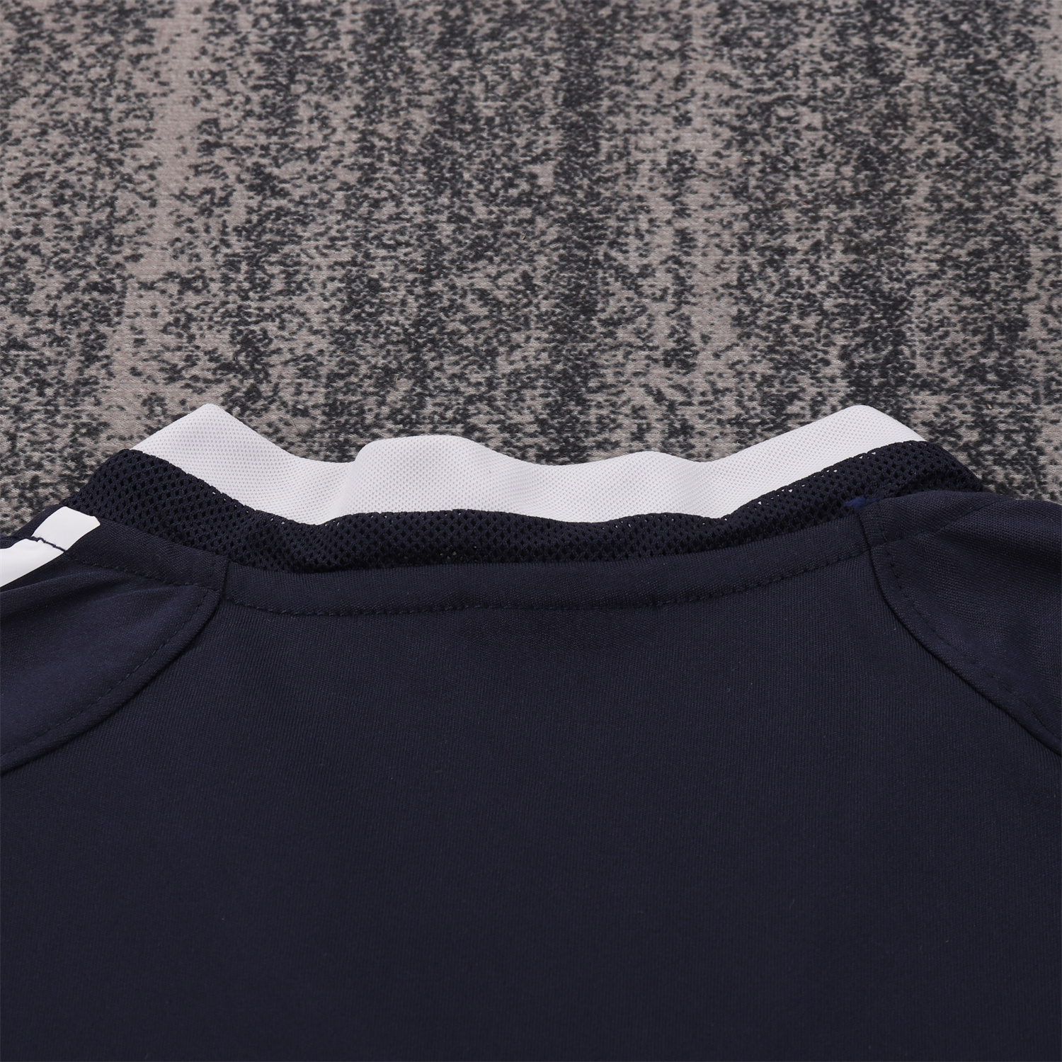 AlphaJersey-Retro Real Madrid 04-05 Away Kids Kit