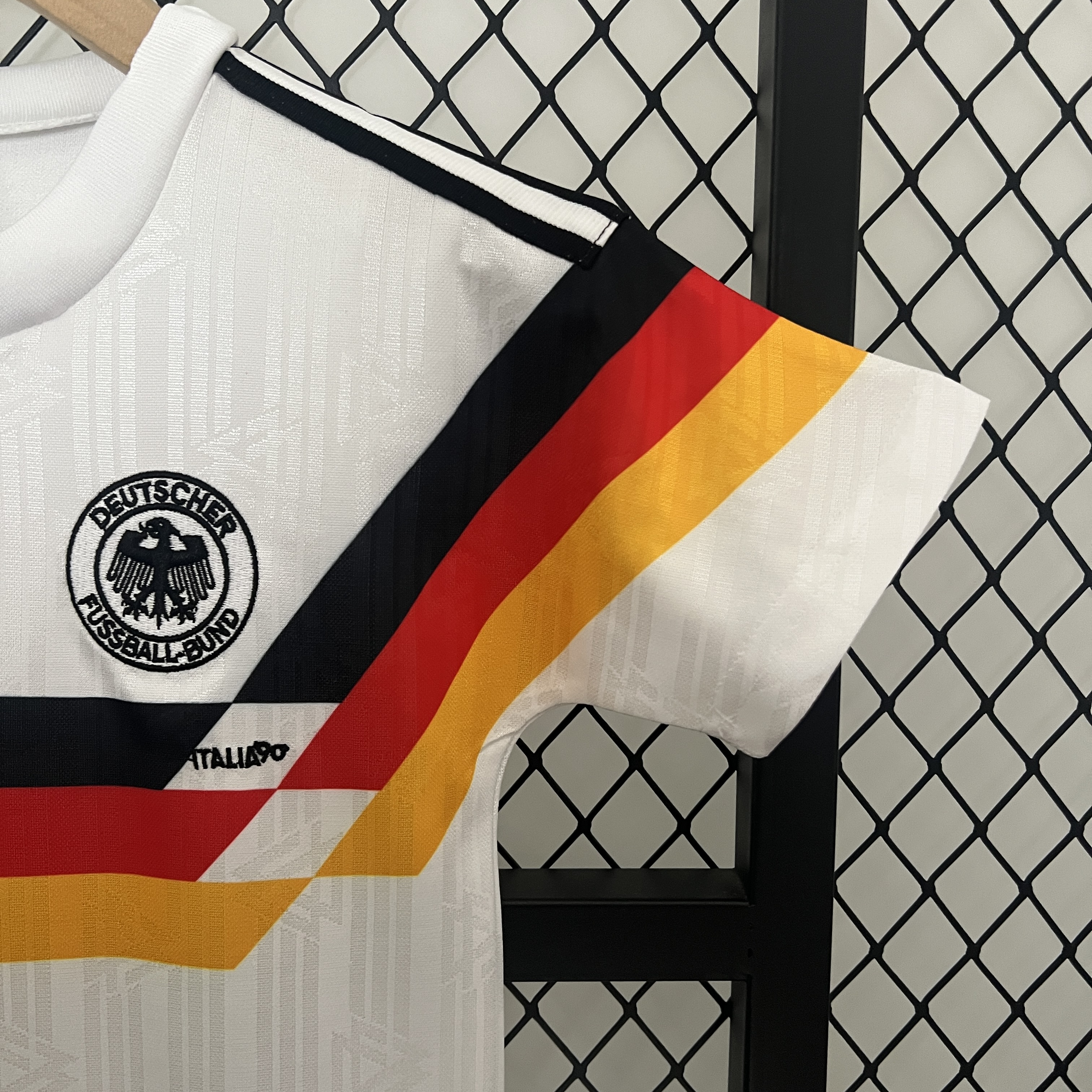 AlphaJersey-Retro Germany 1990 Home Stadium Kids Kit