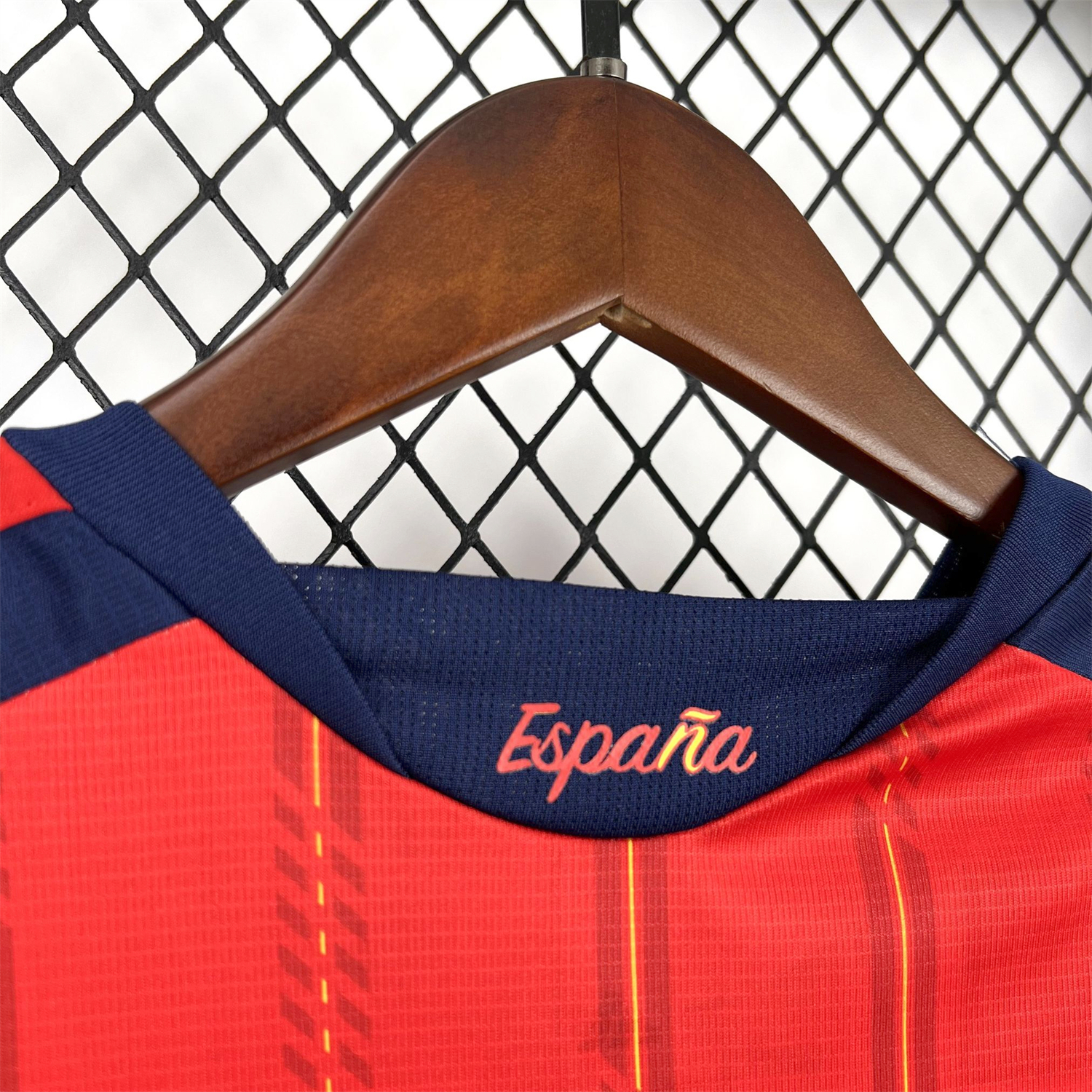 AlphaJersey-Women's Spain 2026 Home Jersey