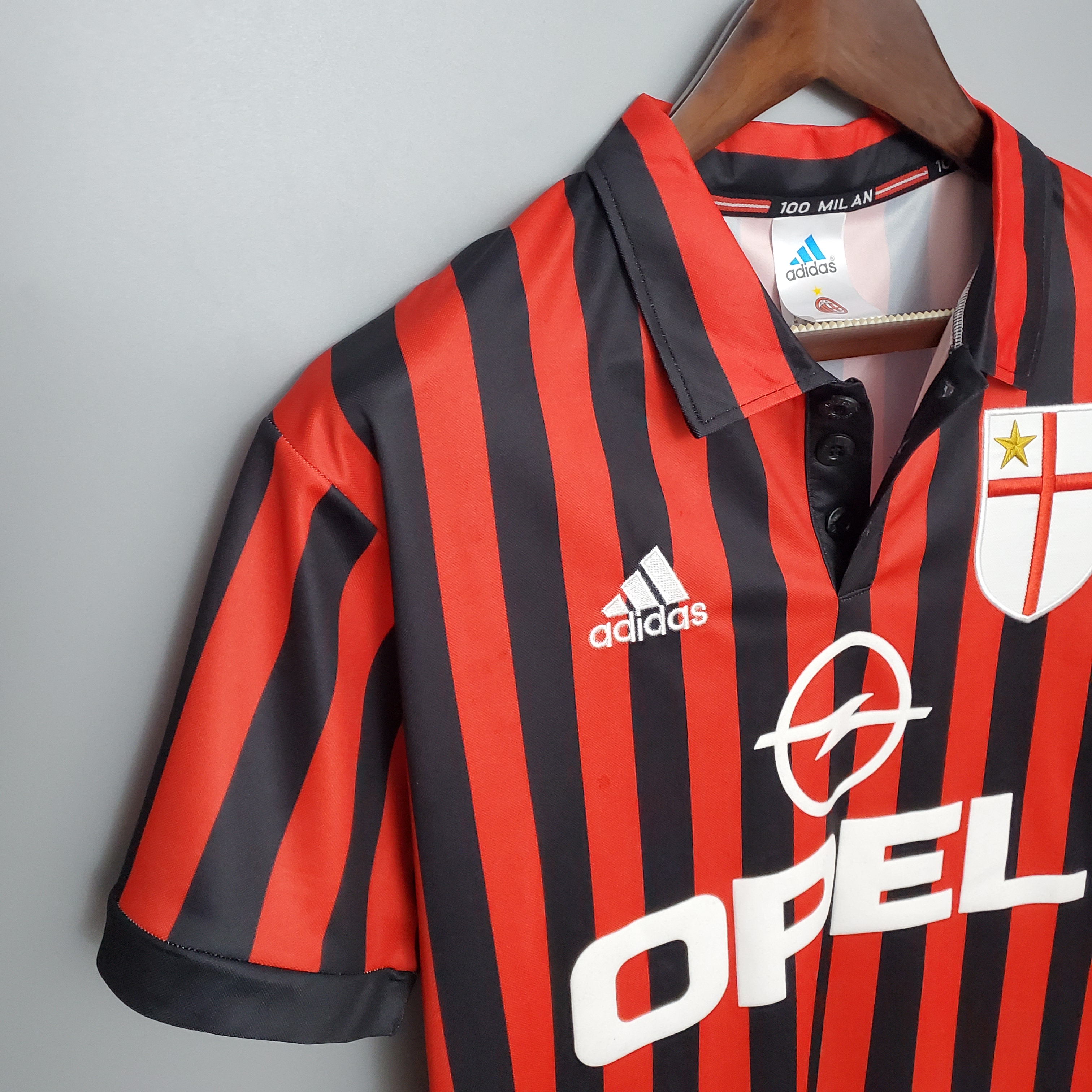 AlphaJersey-Retro AC Milan 99-00 Home Stadium Jersey