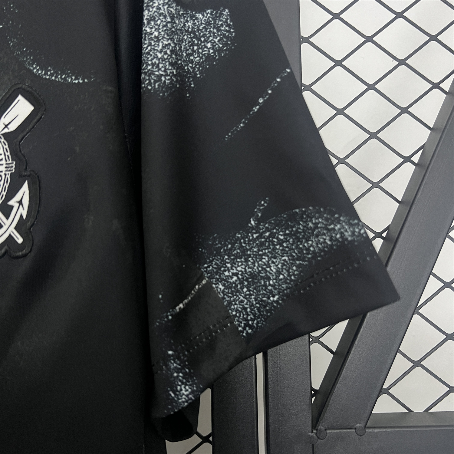 AlphaJersey-Corinthians 2025-26 Black Training Jersey - Fans Version