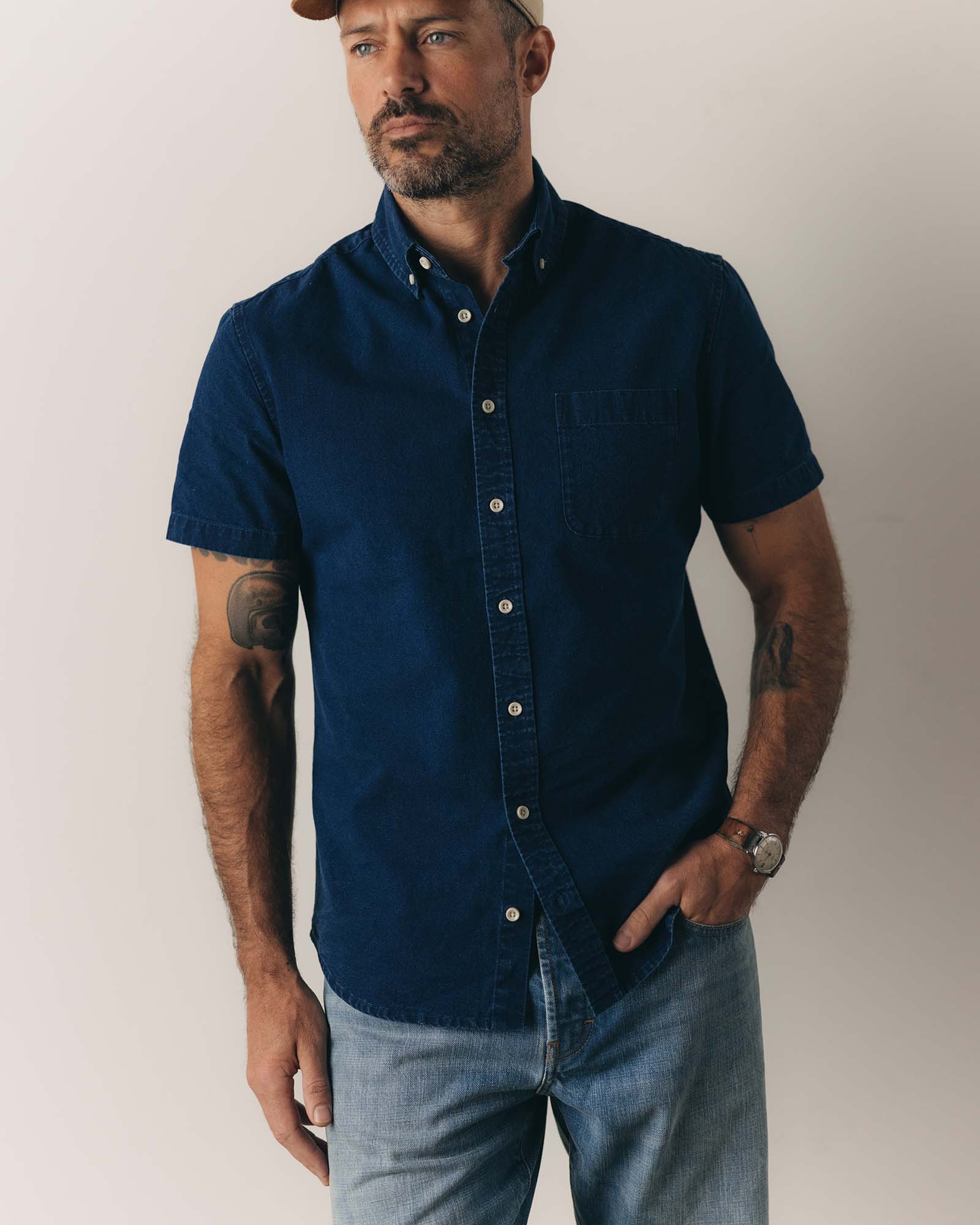 The Short Sleeve Jack in Rinsed Indigo Oxford | Modern Menswear by yycbvcnbmmnbm