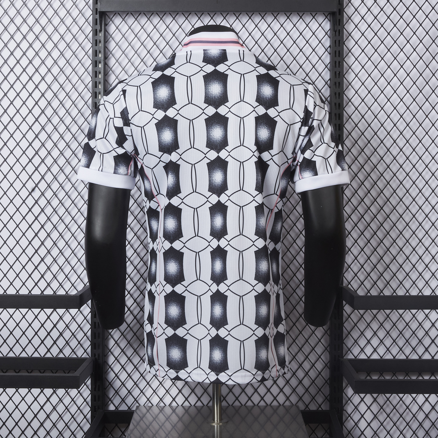 AlphaJersey-Juventus 25-26 Retro-Style Hexagonal Pattern Jersey - Player Edition