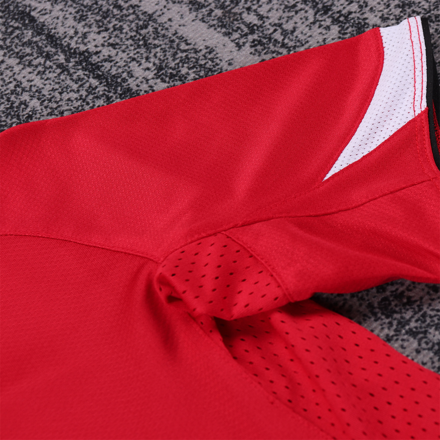 AlphaJersey-Retro Manchester United 2005-06 Home Kids Kit