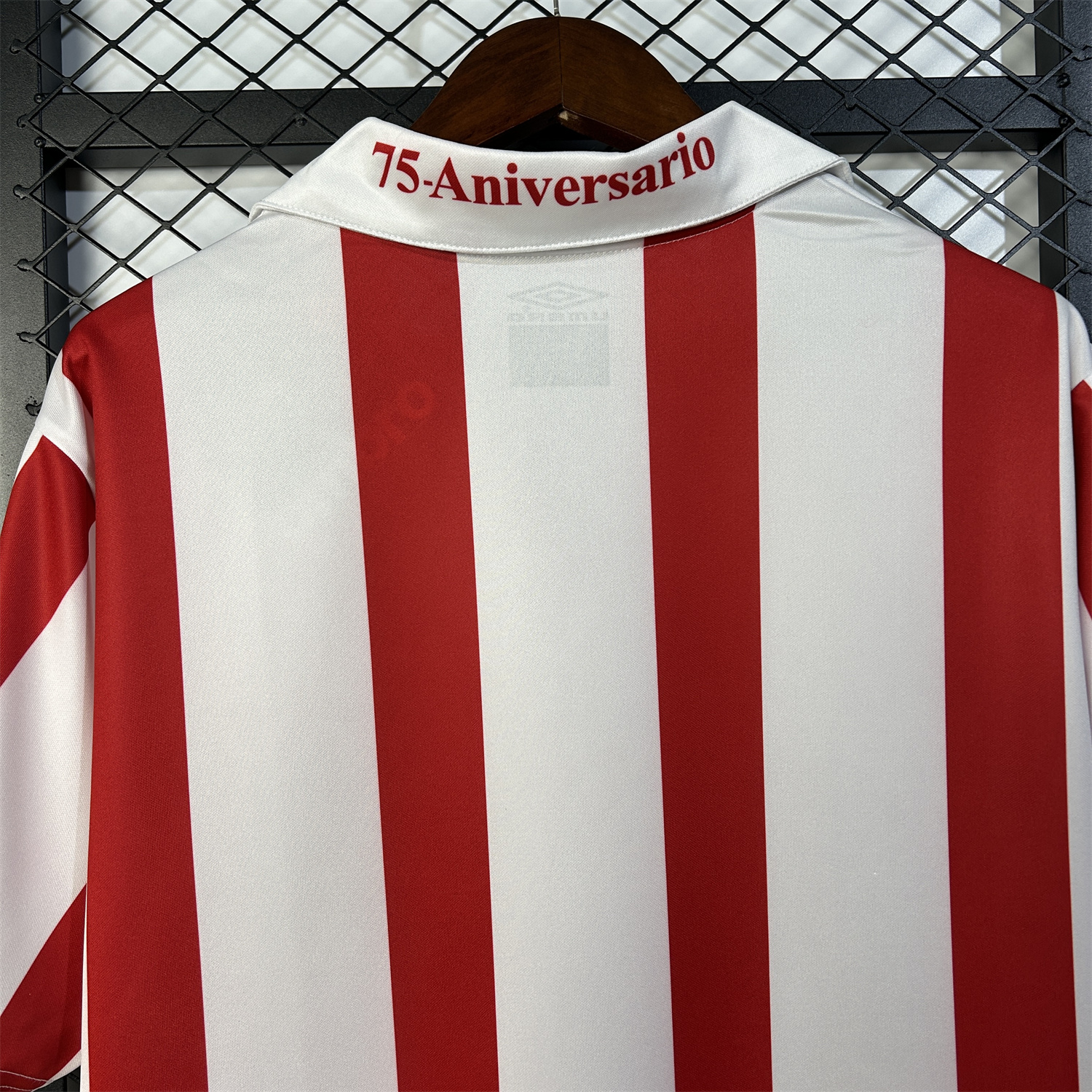 AlphaJersey-Retro Granada CF 2005-06 Home Jersey