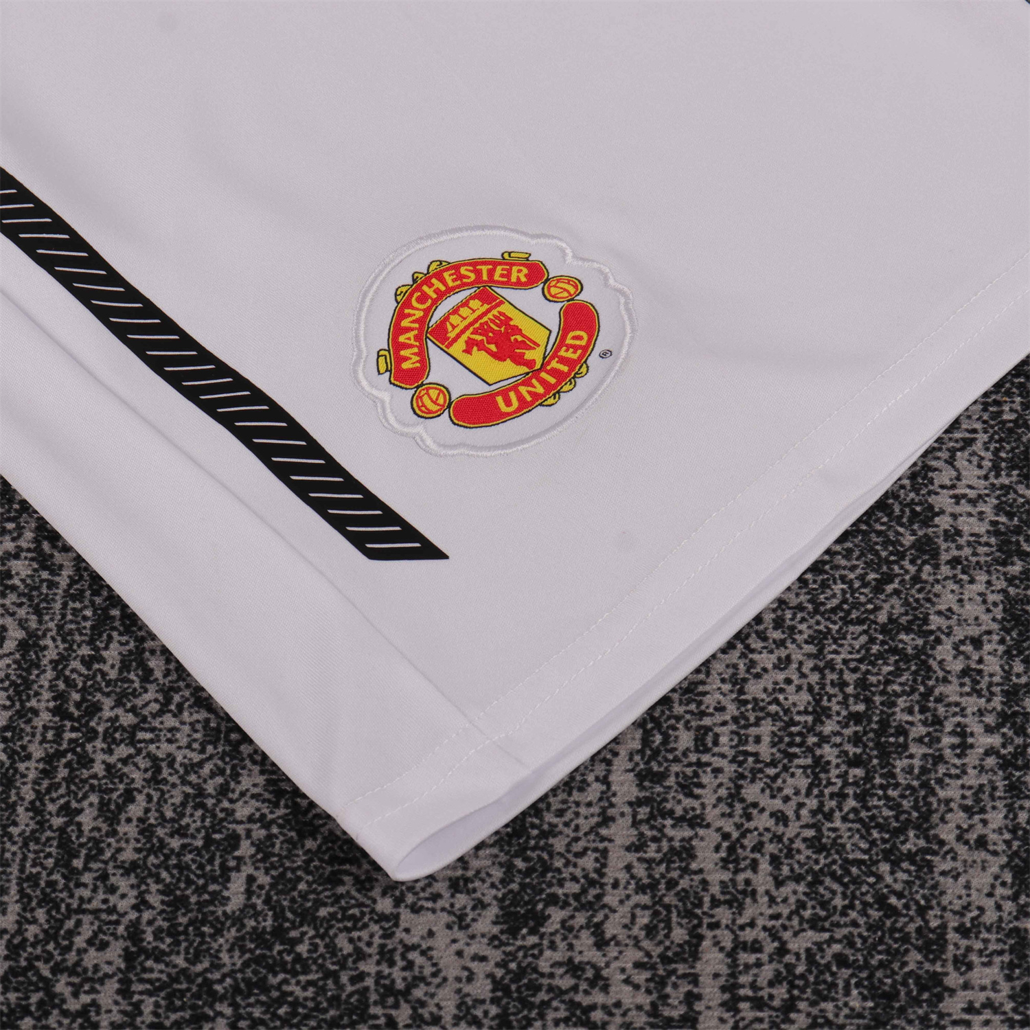 AlphaJersey-Retro Manchester United 2010-11 Home Kids Kit