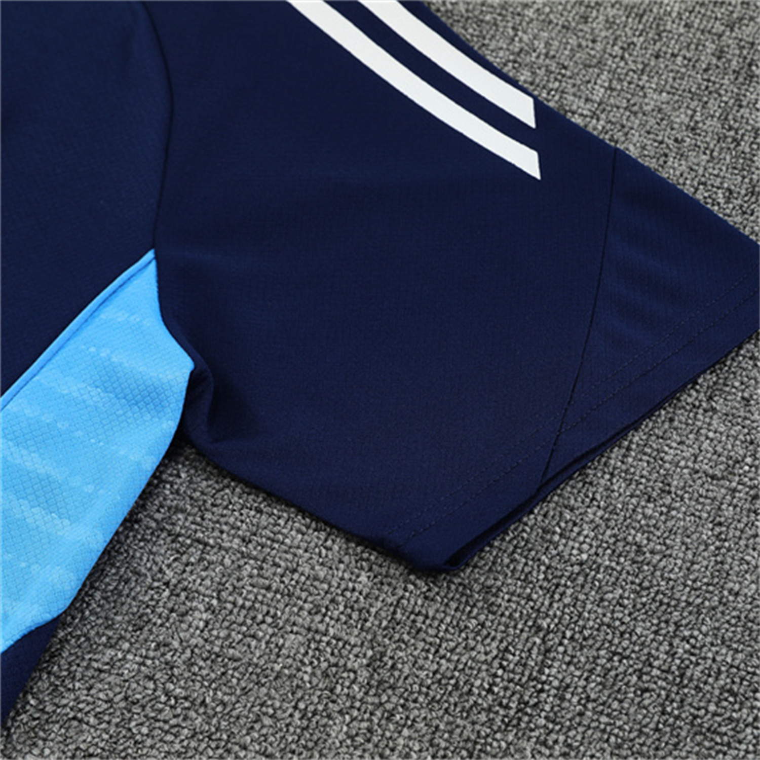 AlphaJersey-Real Madrid 25-26 Kids Short-Sleeve Training Set - Royal Blue Top & Royal Blue Shorts