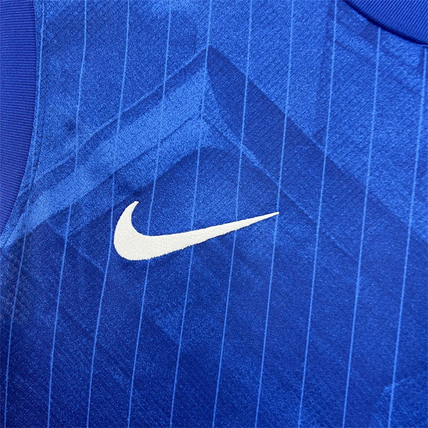 AlphaJersey-C.H.E.L.S.E.A 25-26 Blue Training Vest - Fans Version