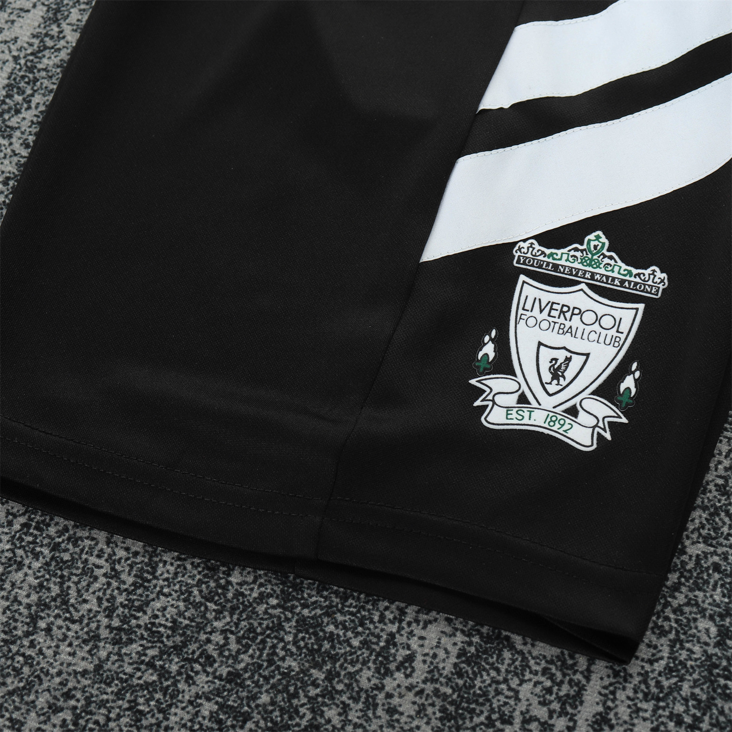 AlphaJersey-Retro Liver.pool 1993-95 Away Kids Kit