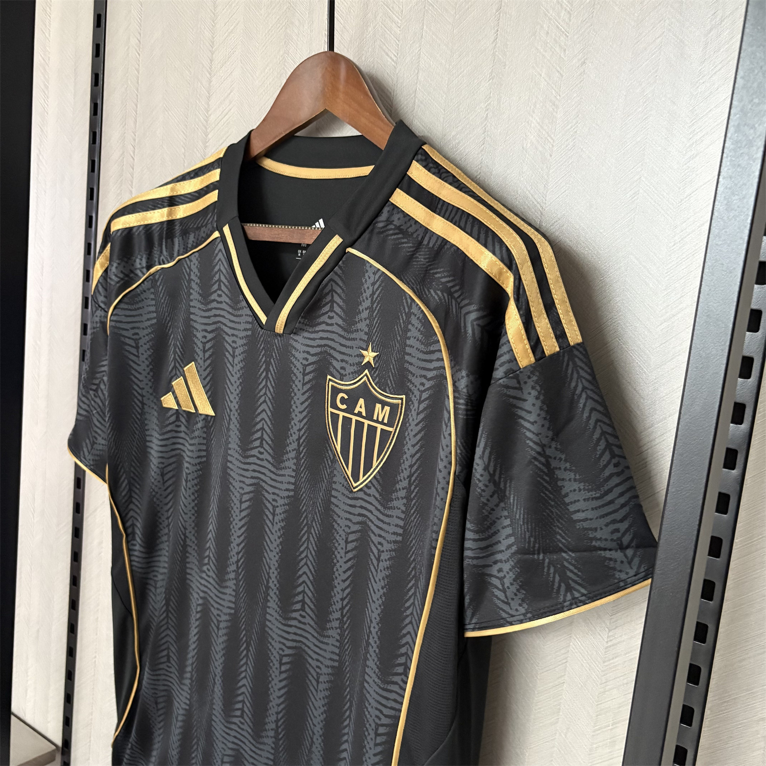 AlphaJersey-Atletico Mineiro 25-26 Third Black And Gold Jersey - Fans Version