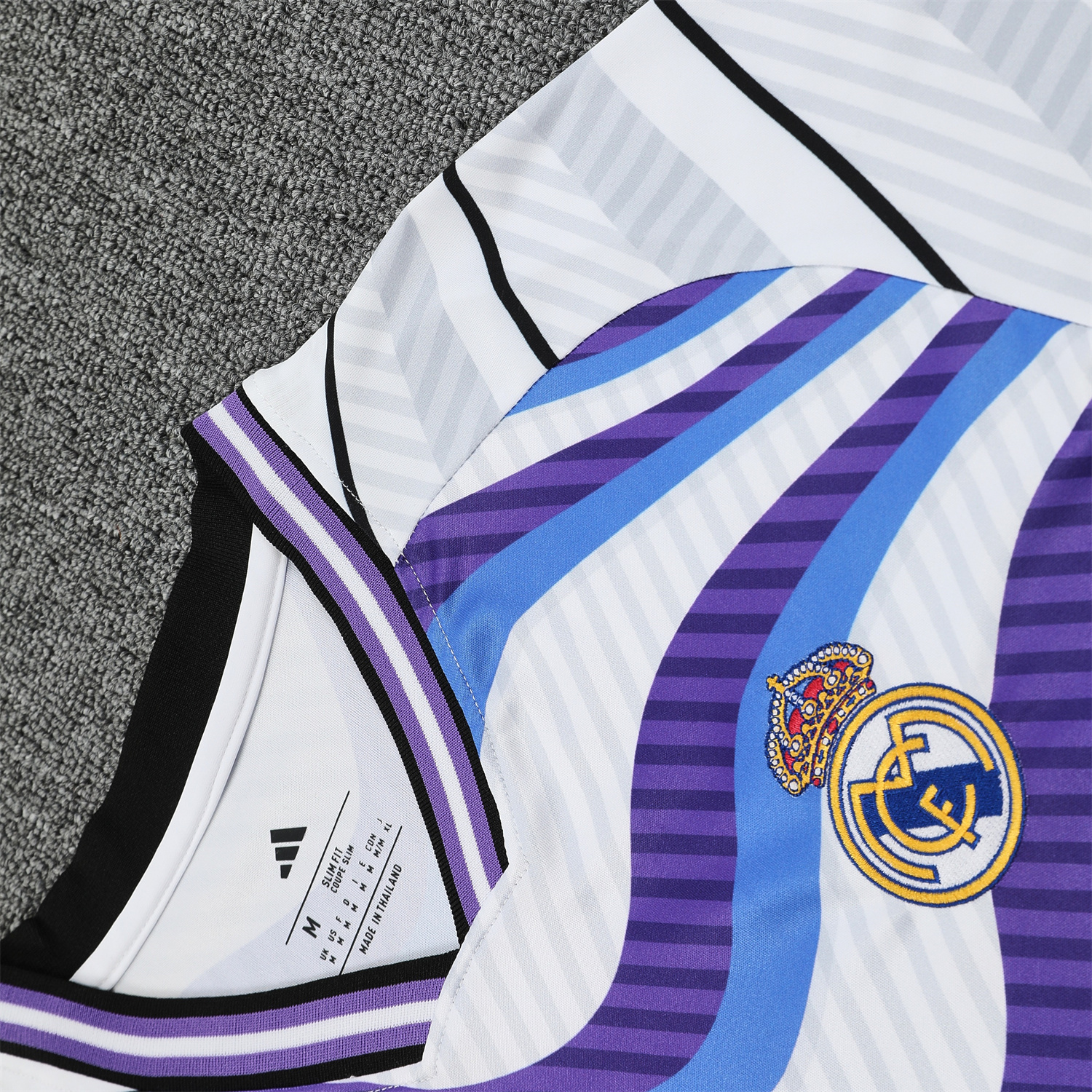 AlphaJersey-Real Madrid 25-26 Short-Sleeve Training Set - Blue Purple Curve Pattern Top & Black Shorts