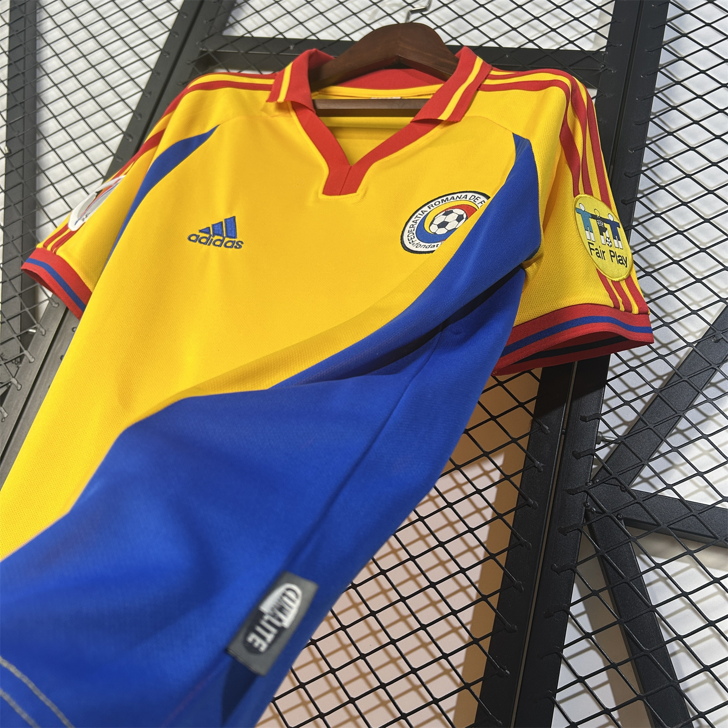 AlphaJersey-Retro Romania 2000 Home Jersey