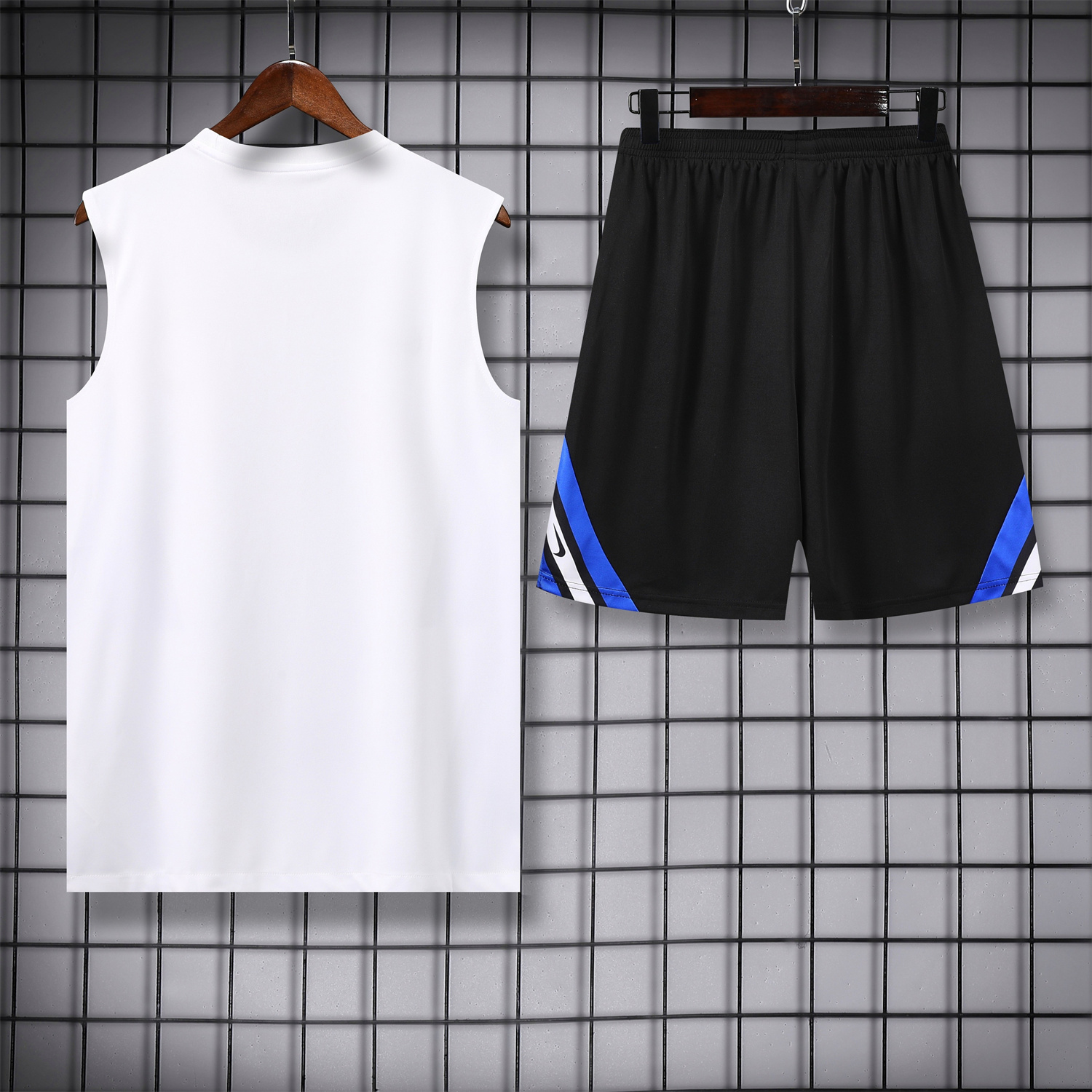 AlphaJersey-Inter Milan 25-26 Vest Training Set - White Vest & Black Shorts