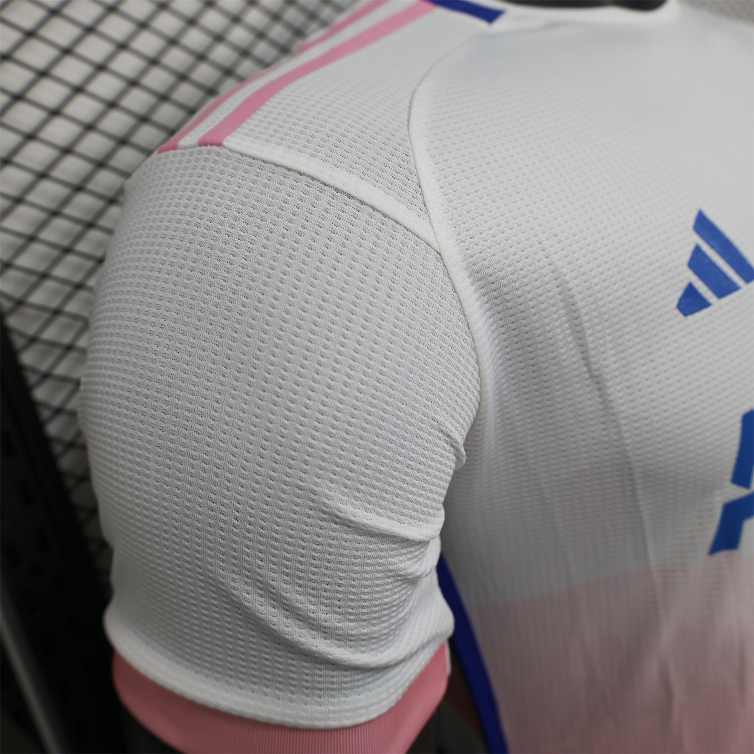 AlphaJersey-Algeria 25-26 Pink Mountains Silhouette White Jersey - Player Version