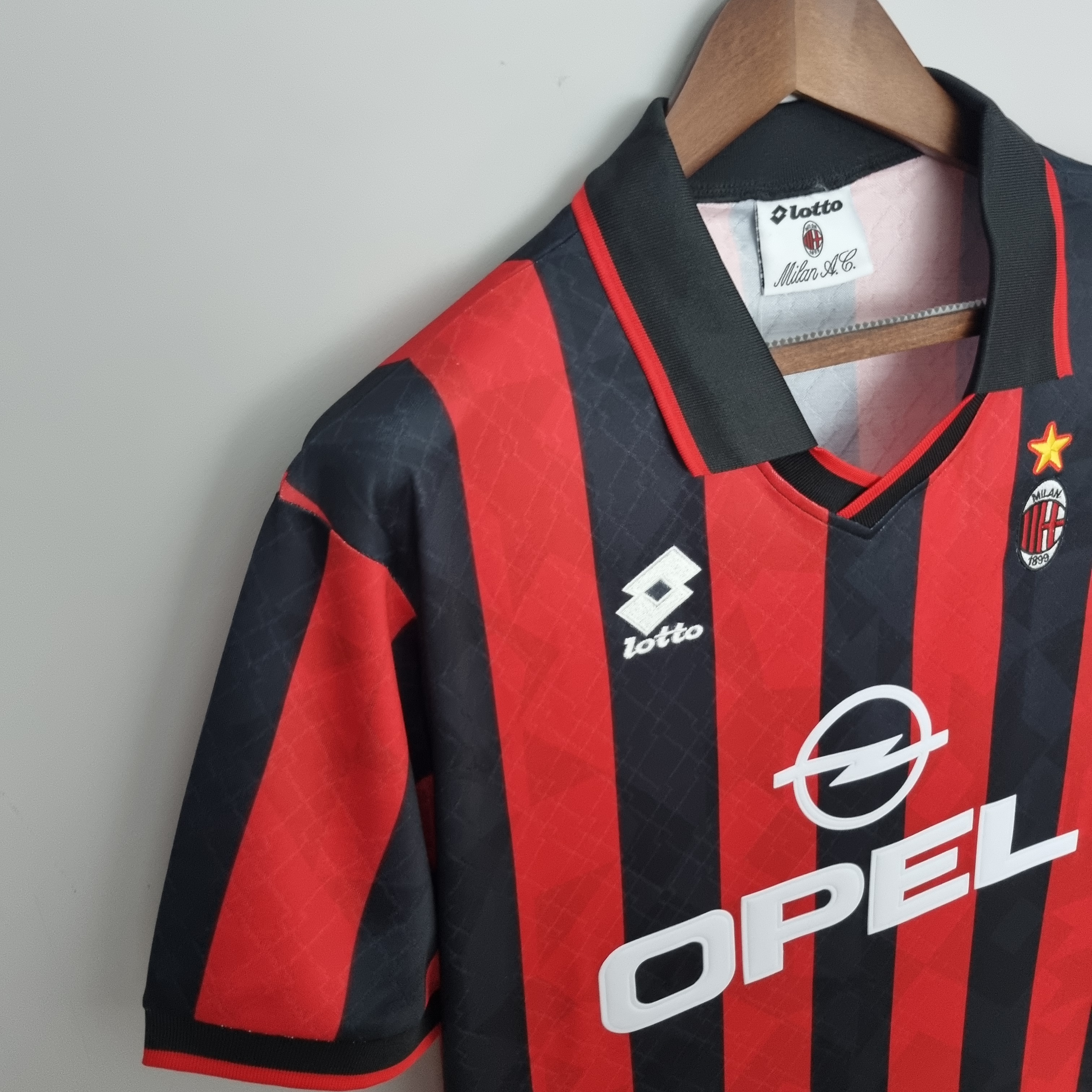 AlphaJersey-Retro AC Milan 95-96 Home Stadium Jersey