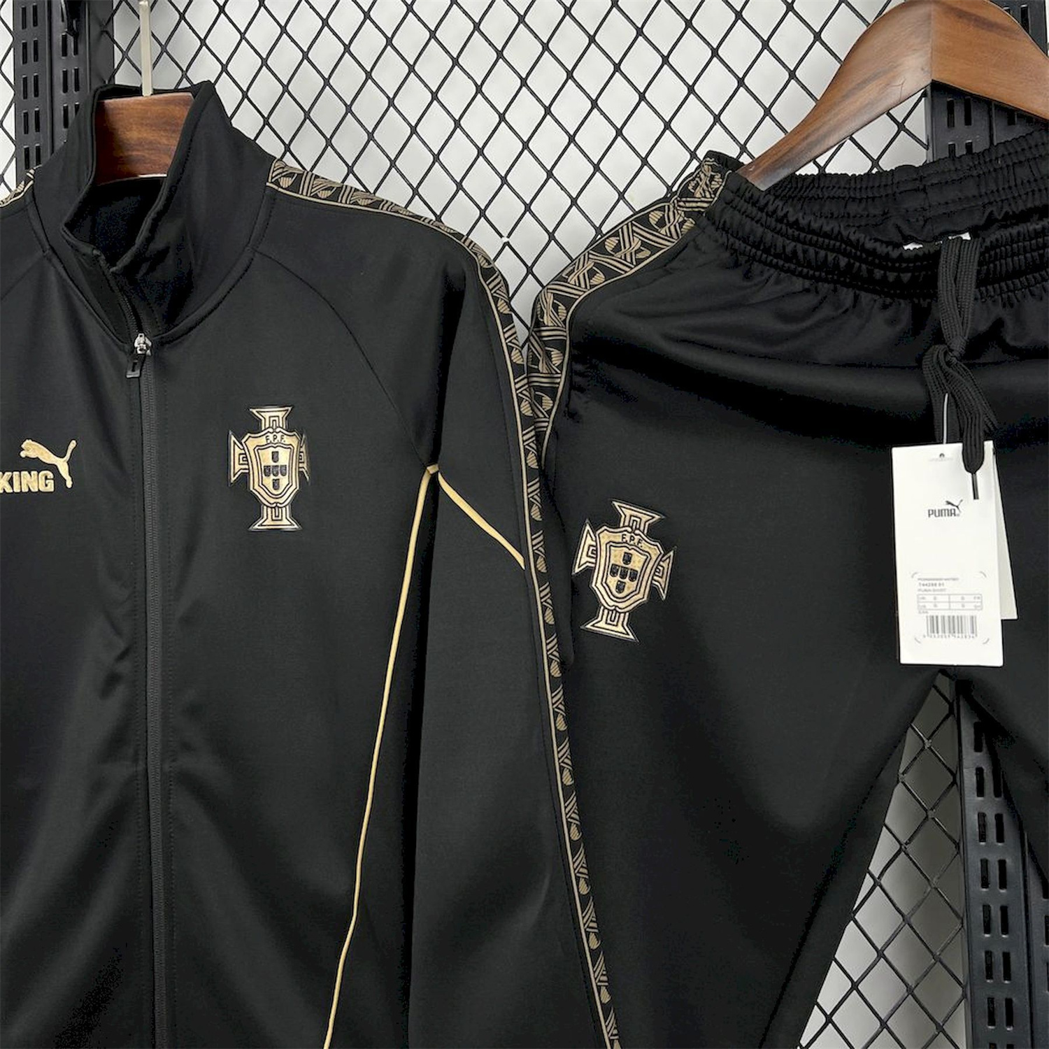 AlphaJersey-Portugal 25-26 Eusebio Special Windbreaker Training Set - Black White Top and Pants