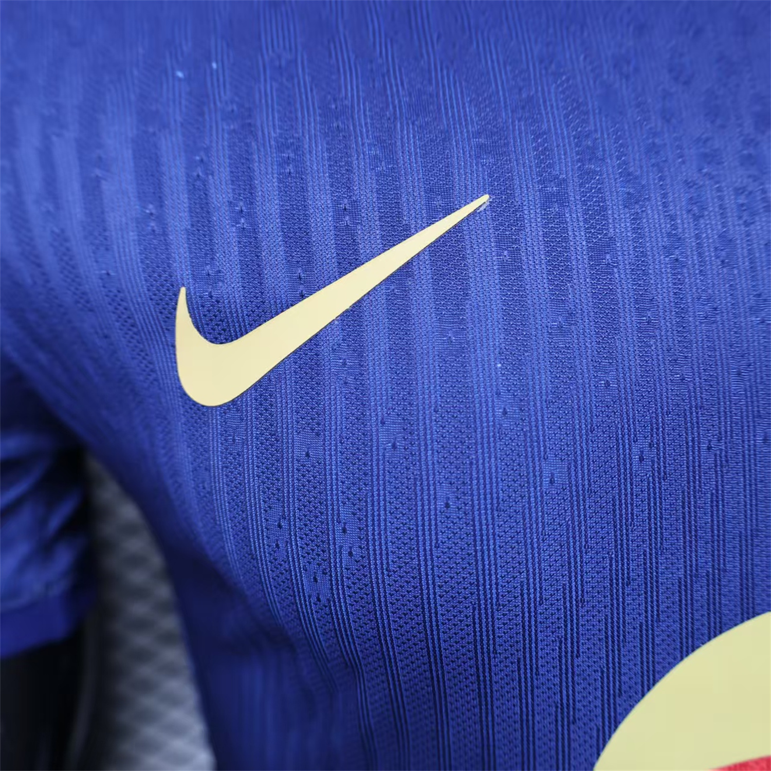 AlphaJersey-Barcelona 25-26 Red & Blue Guards Dark Blue Special Jersey - Player Version